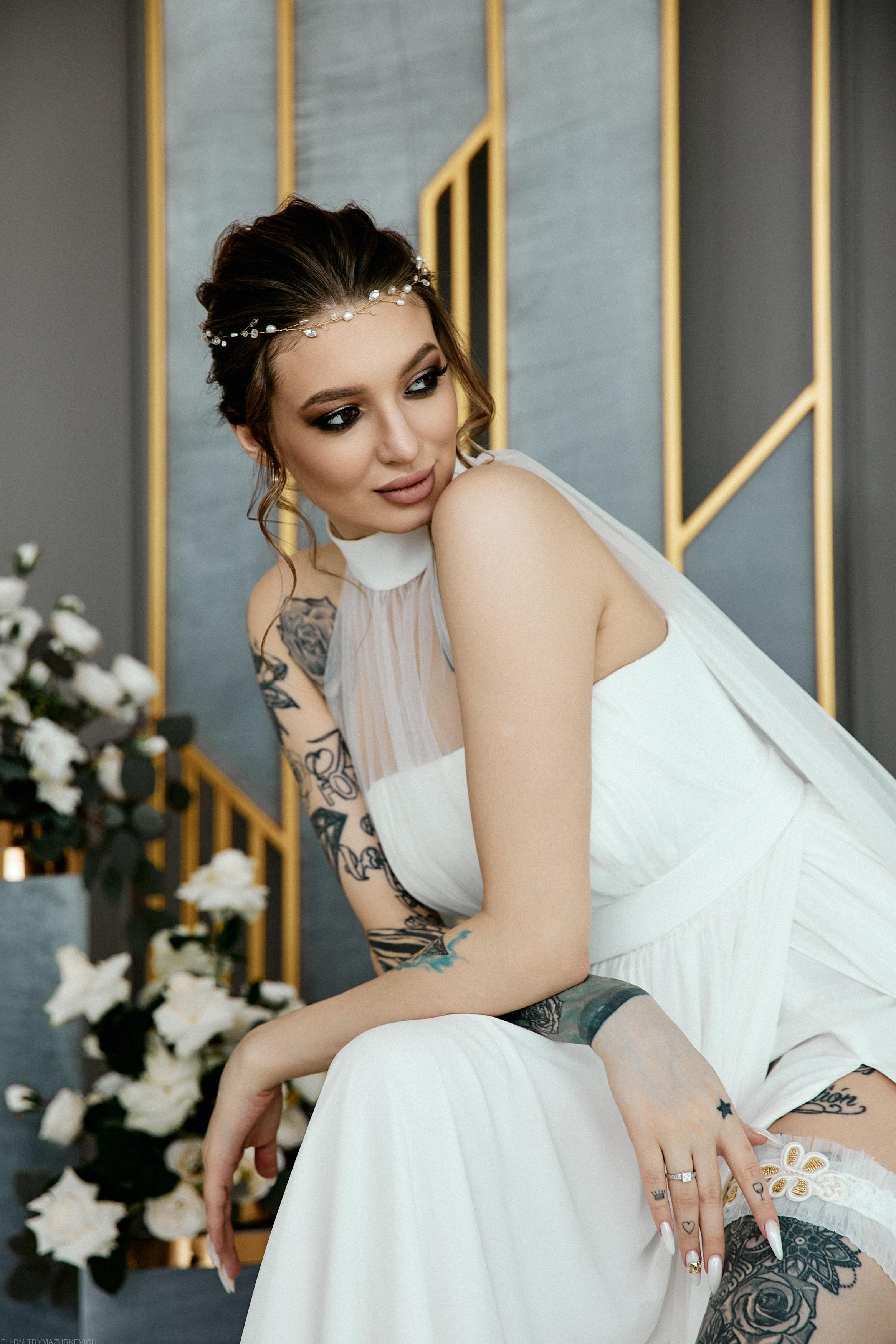 GIRL WITH DOBERMAN TATTOO. Дмитрий Мазуркевич: Профессиональный Репортажный Фотограф