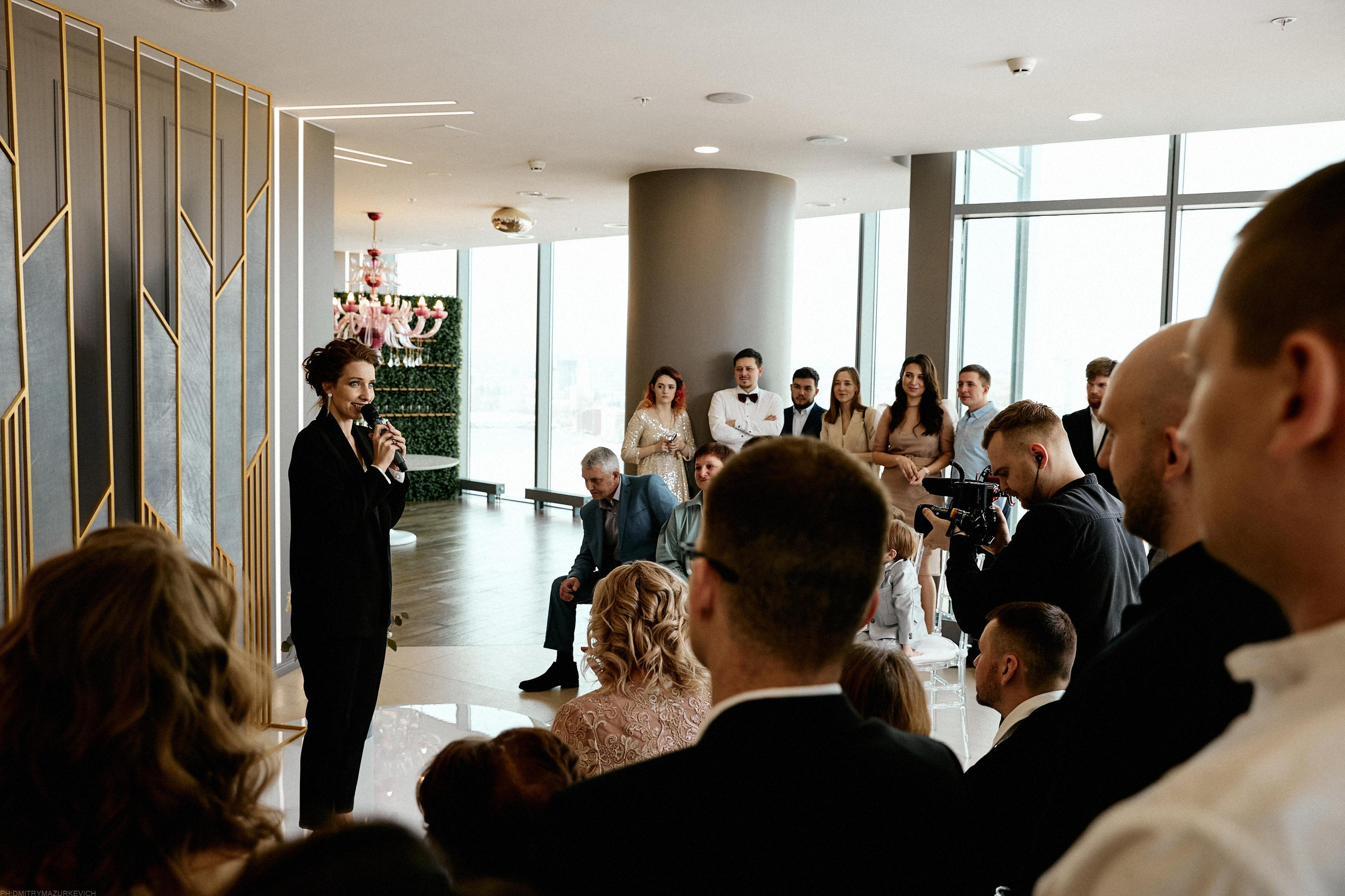 GIRL WITH DOBERMAN TATTOO. Дмитрий Мазуркевич: Профессиональный Репортажный Фотограф