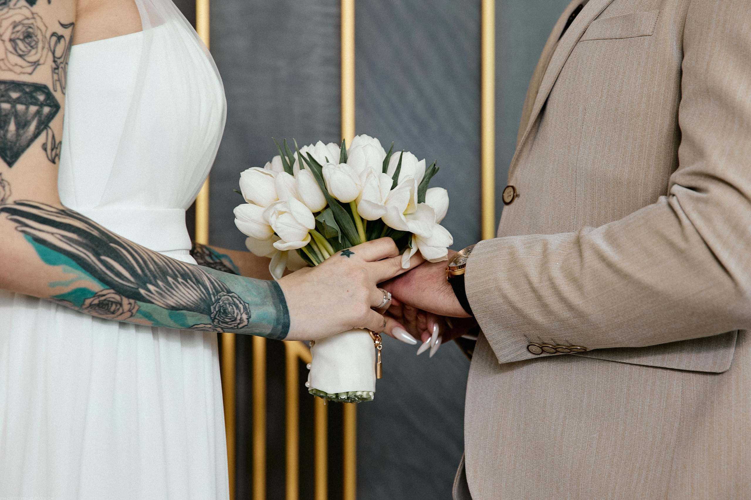 GIRL WITH DOBERMAN TATTOO. Дмитрий Мазуркевич: Профессиональный Репортажный Фотограф