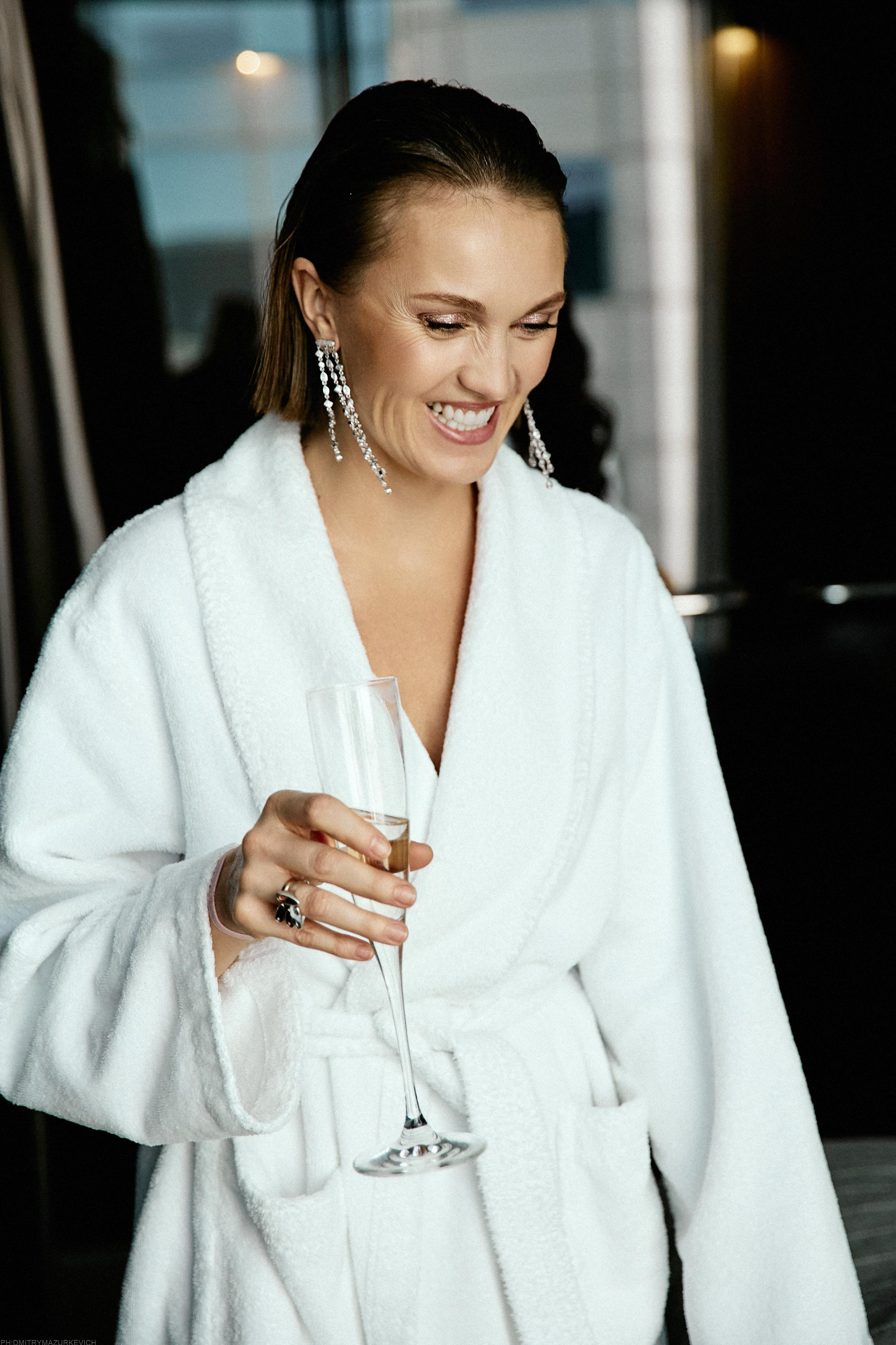 GIRL WITH DOBERMAN TATTOO. Дмитрий Мазуркевич: Профессиональный Репортажный Фотограф