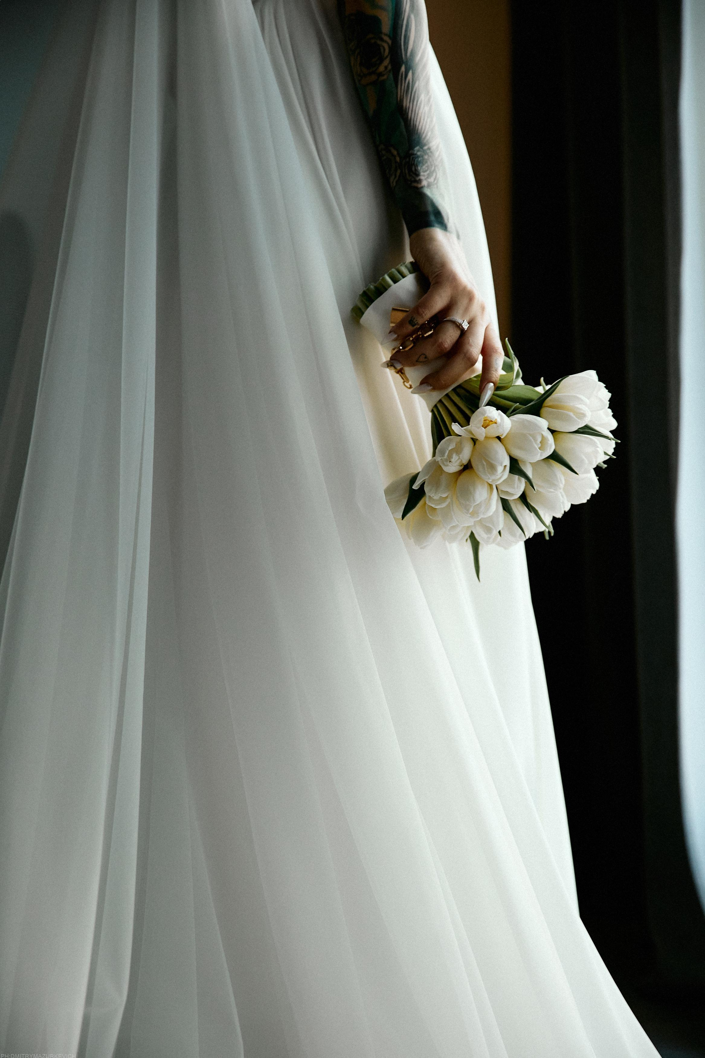 GIRL WITH DOBERMAN TATTOO. Дмитрий Мазуркевич: Профессиональный Репортажный Фотограф