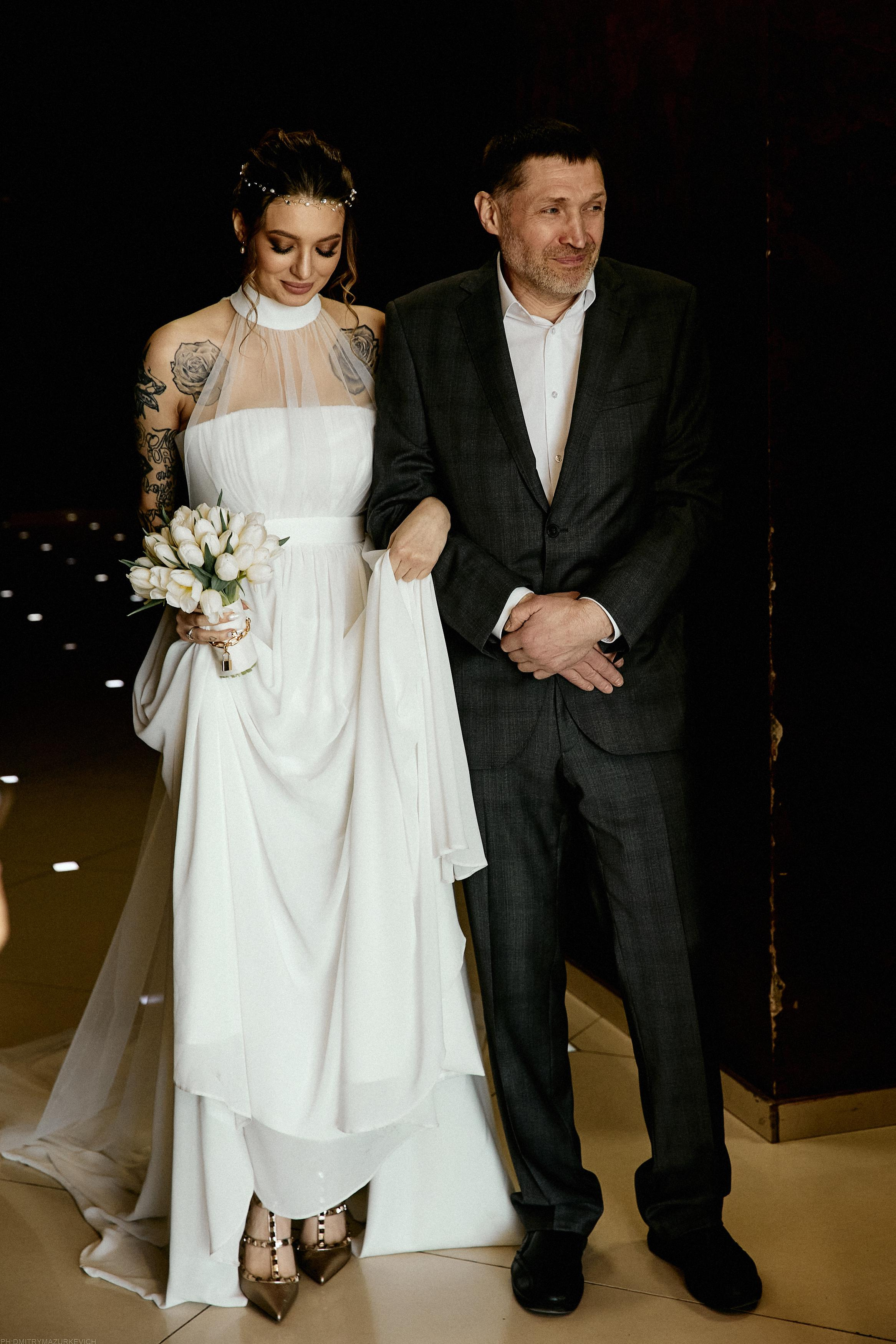 GIRL WITH DOBERMAN TATTOO. Дмитрий Мазуркевич: Профессиональный Репортажный Фотограф