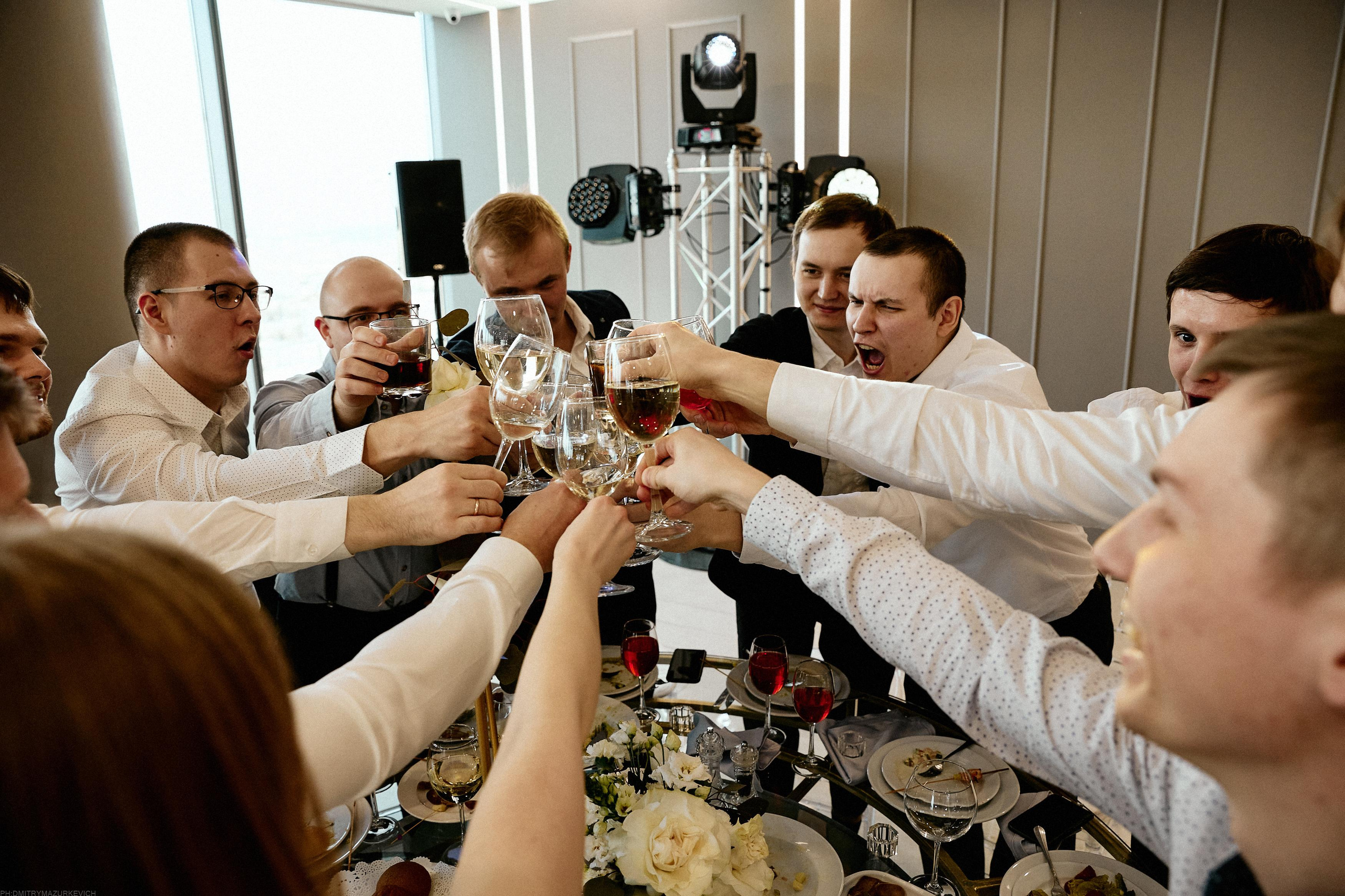 GIRL WITH DOBERMAN TATTOO. Дмитрий Мазуркевич: Профессиональный Репортажный Фотограф