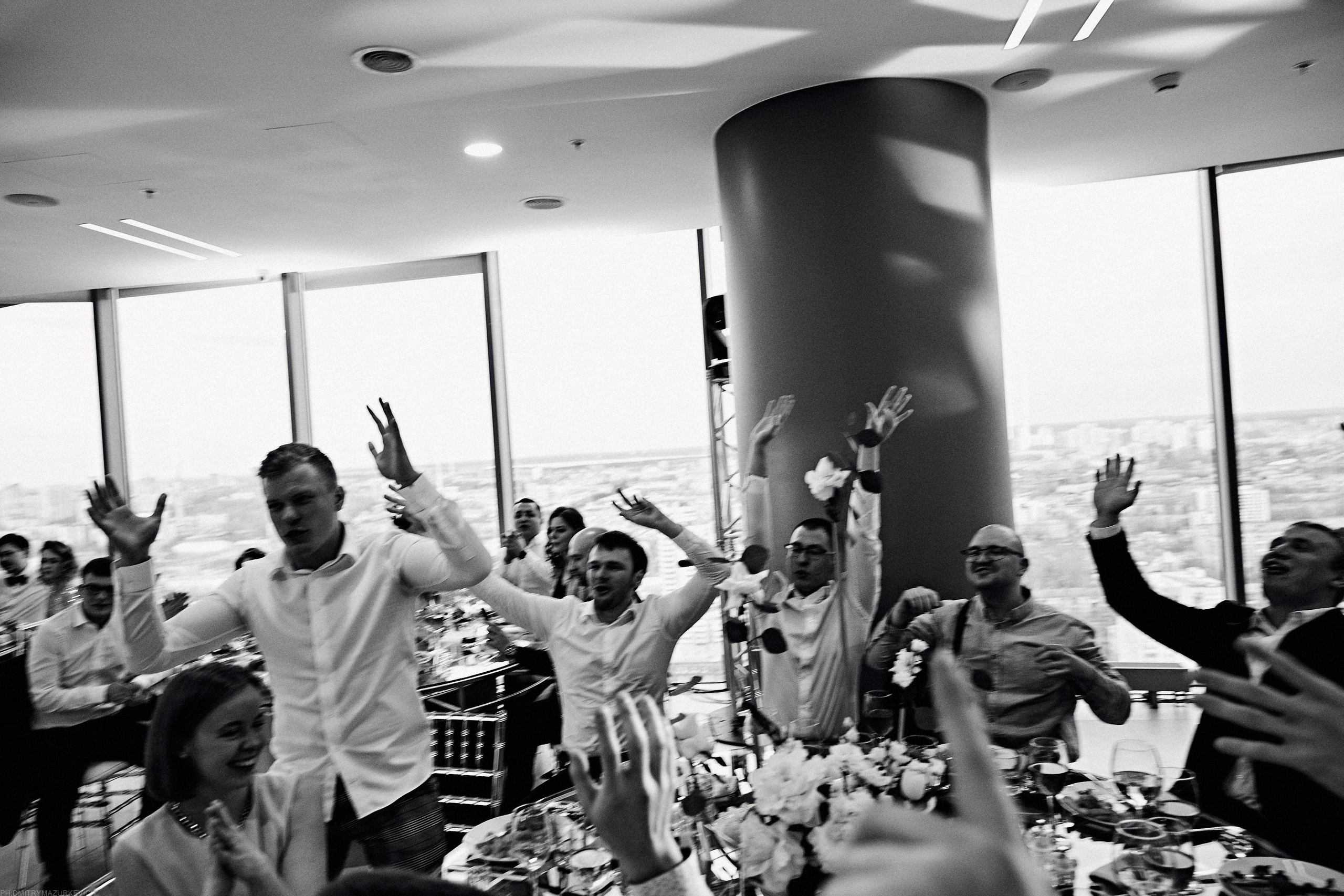 GIRL WITH DOBERMAN TATTOO. Дмитрий Мазуркевич: Профессиональный Репортажный Фотограф