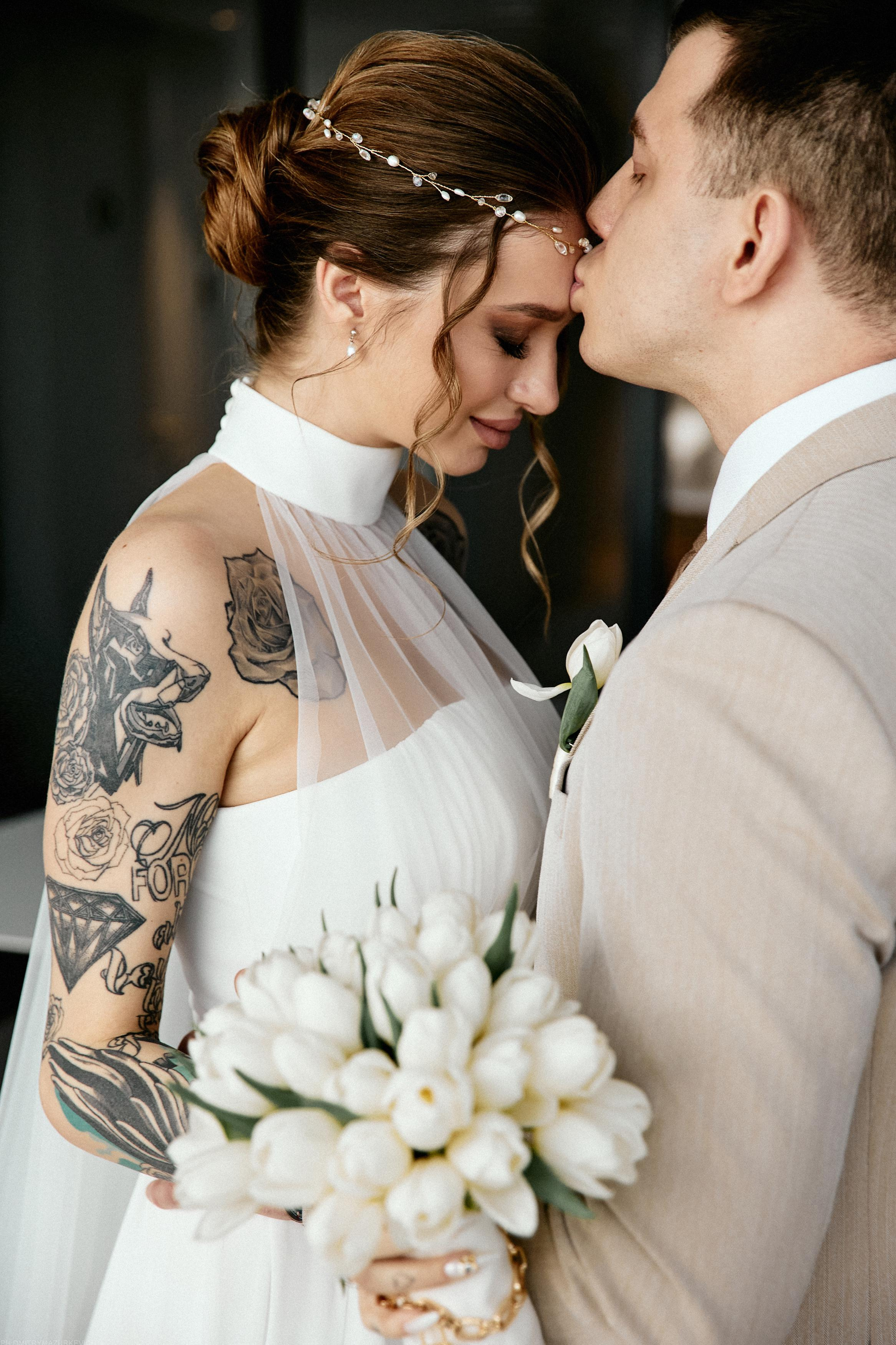 GIRL WITH DOBERMAN TATTOO. Дмитрий Мазуркевич: Профессиональный Репортажный Фотограф