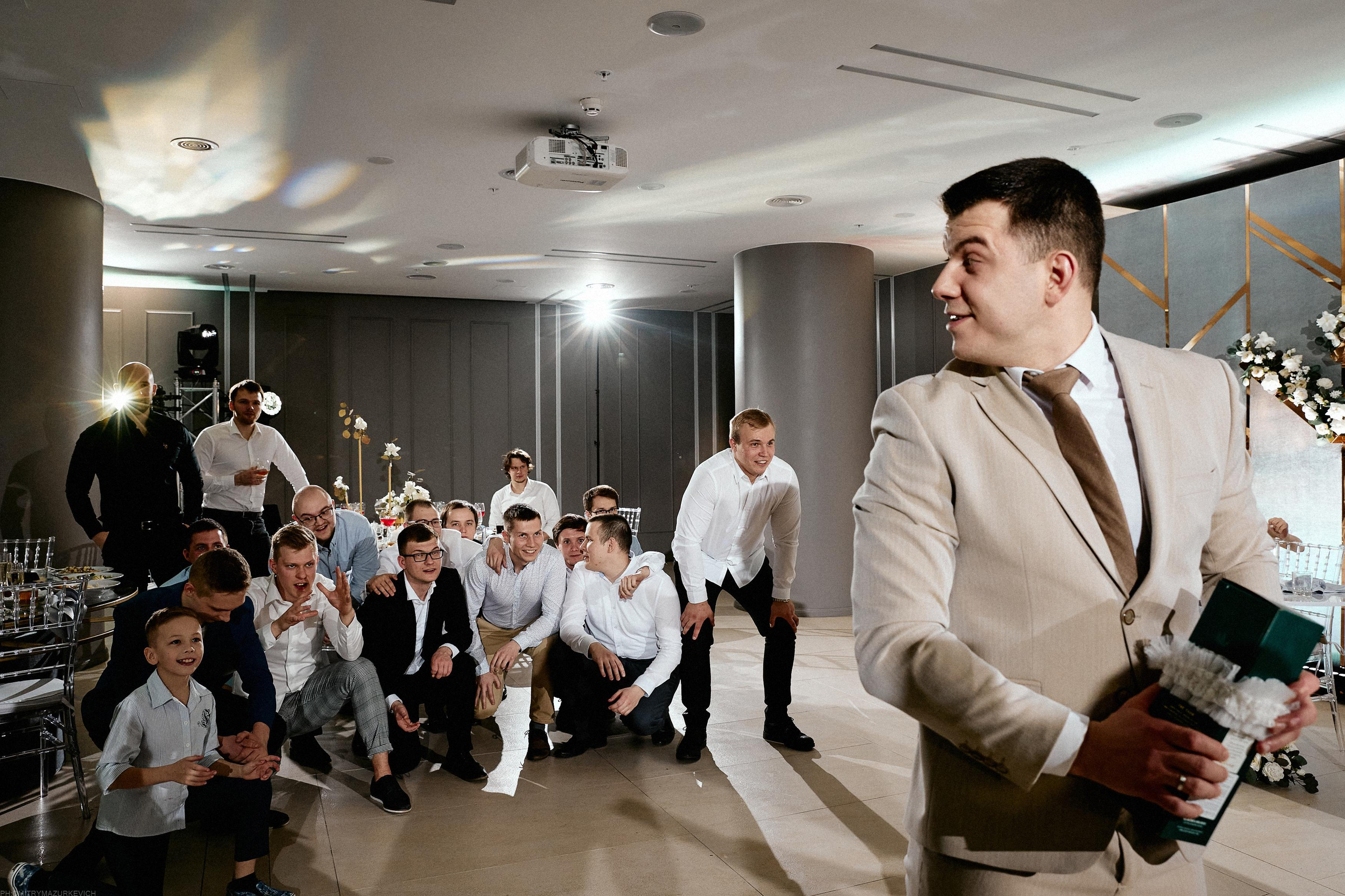 GIRL WITH DOBERMAN TATTOO. Дмитрий Мазуркевич: Профессиональный Репортажный Фотограф