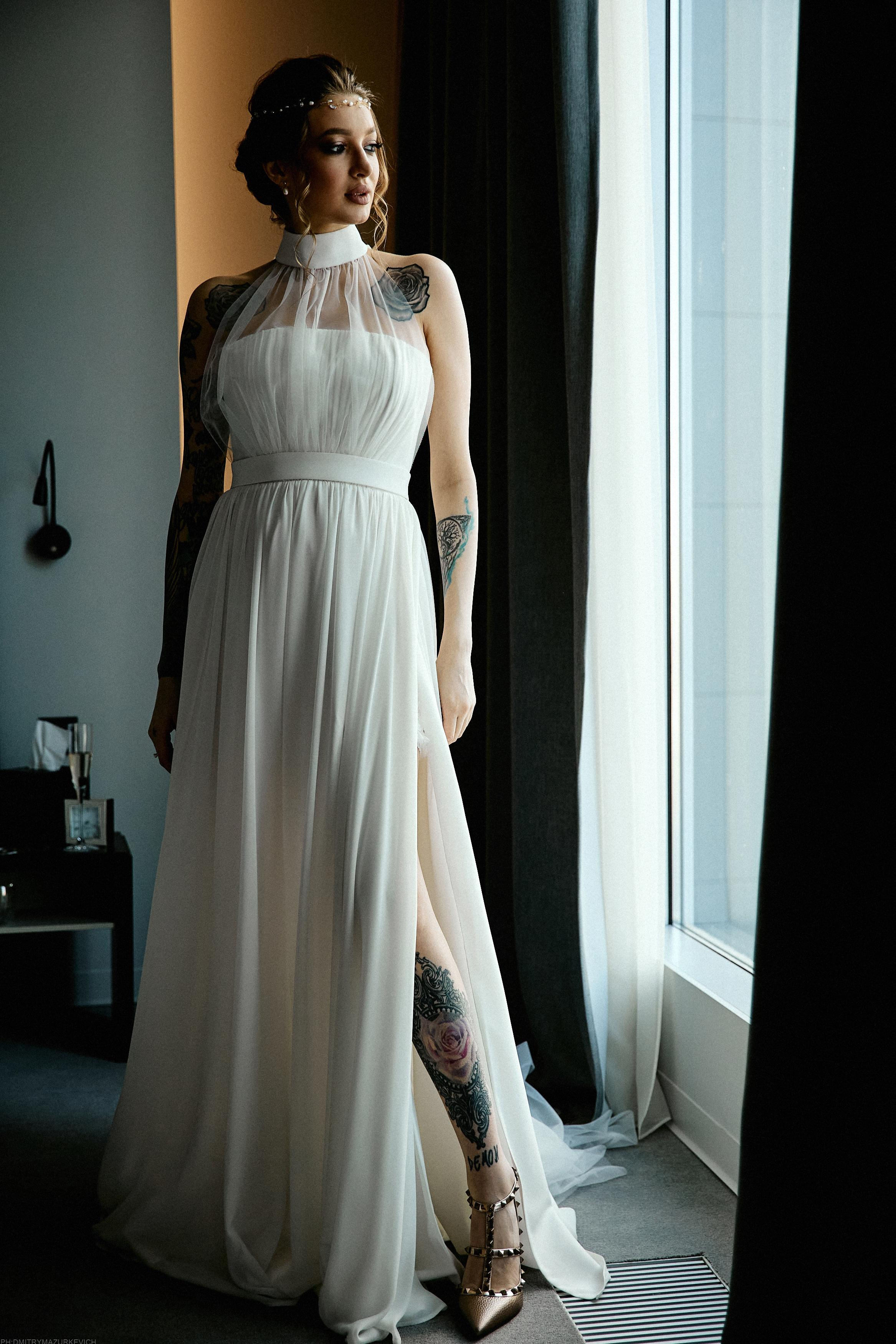 GIRL WITH DOBERMAN TATTOO. Дмитрий Мазуркевич: Профессиональный Репортажный Фотограф