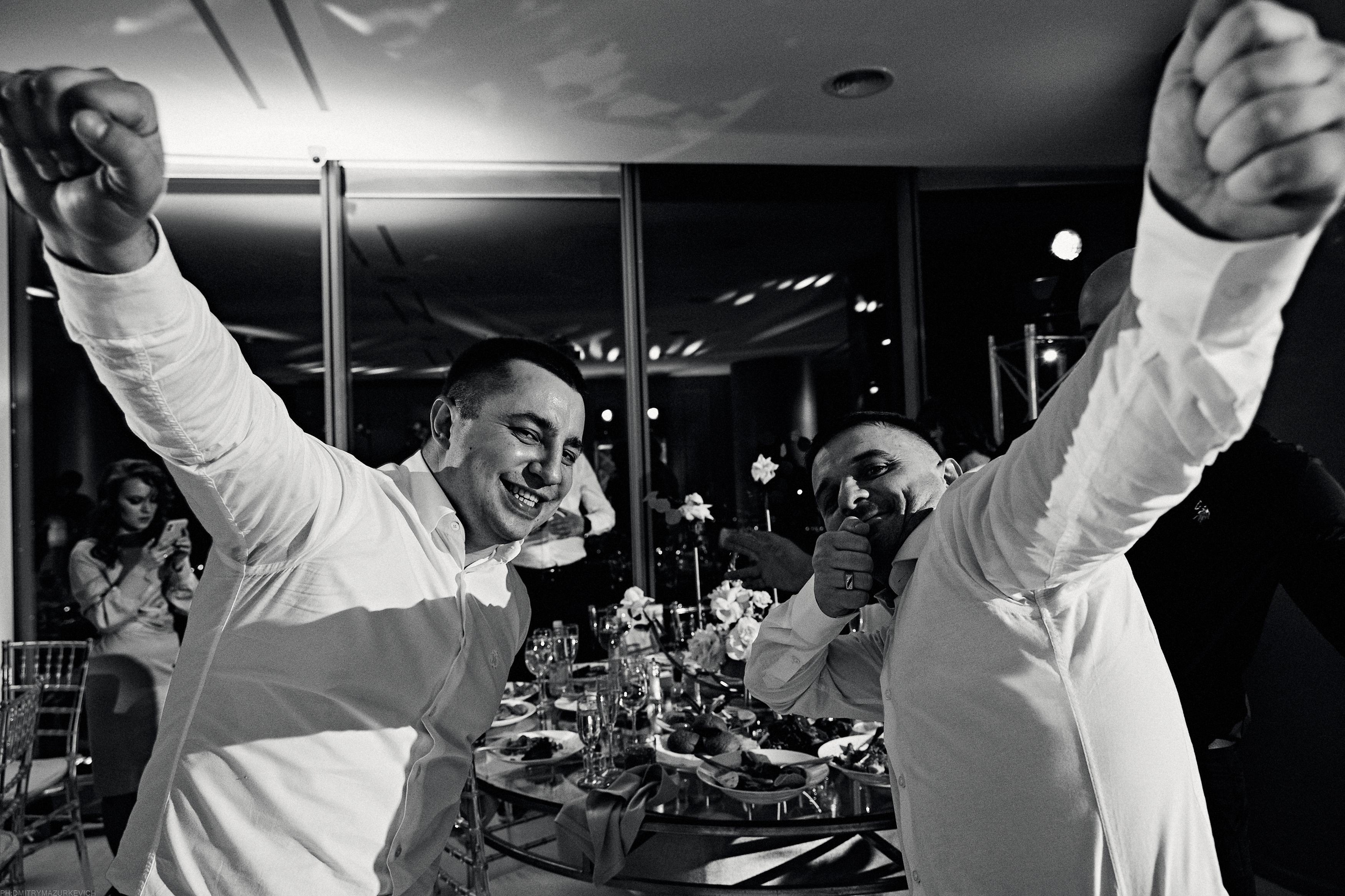 GIRL WITH DOBERMAN TATTOO. Дмитрий Мазуркевич: Профессиональный Репортажный Фотограф