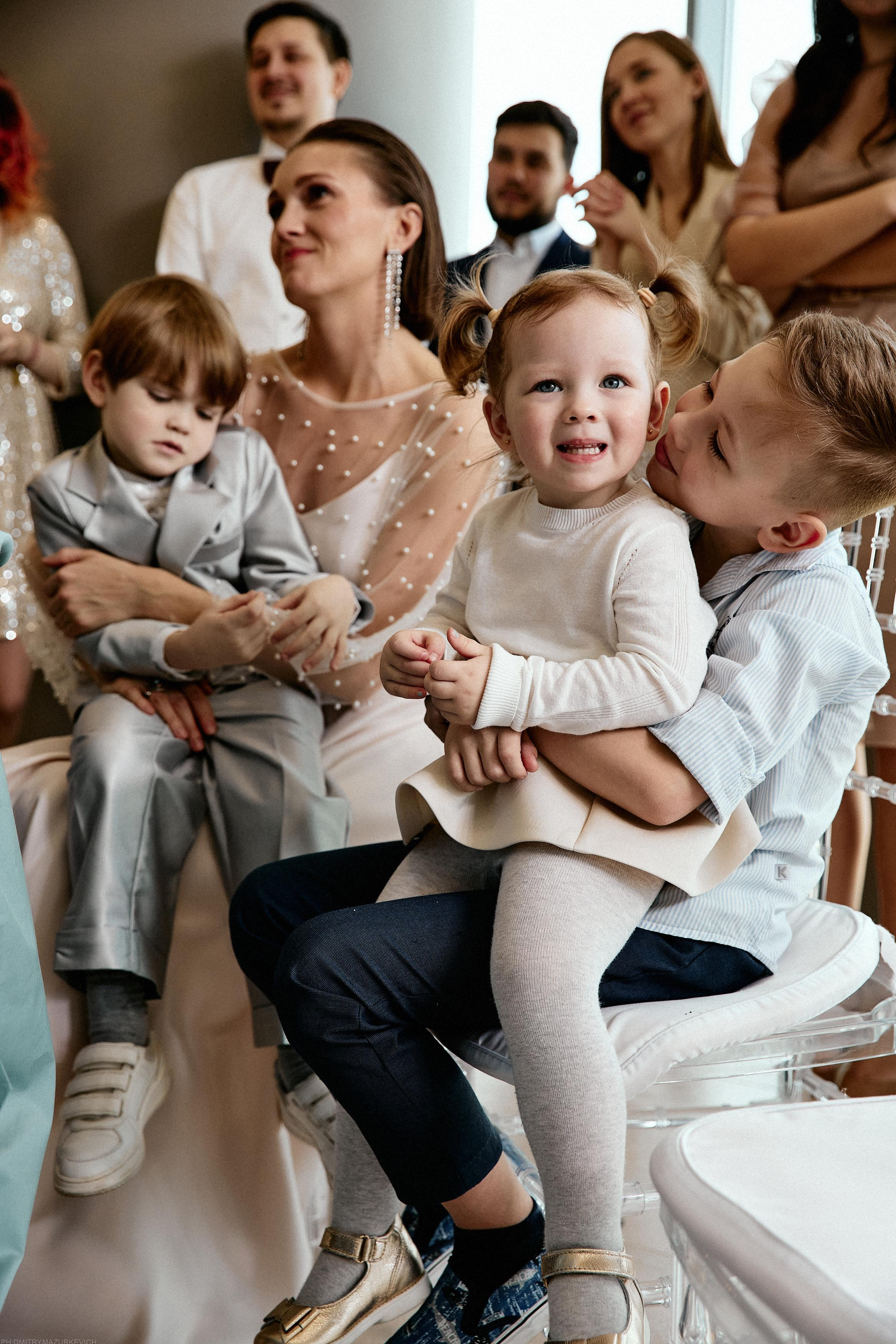 GIRL WITH DOBERMAN TATTOO. Дмитрий Мазуркевич: Профессиональный Репортажный Фотограф