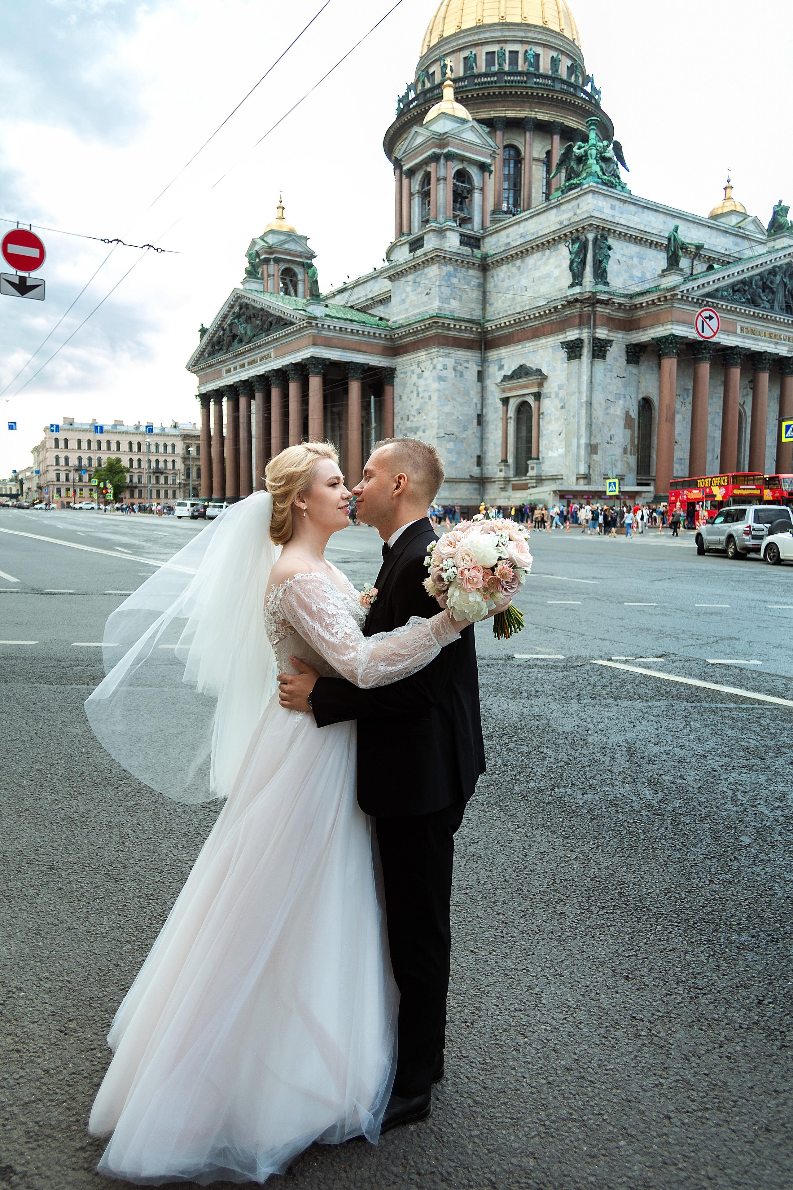 Алеся и Даниил: фотостудия, прогулка, Первый дворец. Душевный фотограф в Санкт-Петербурге. Свадебные и семейные фотосессии