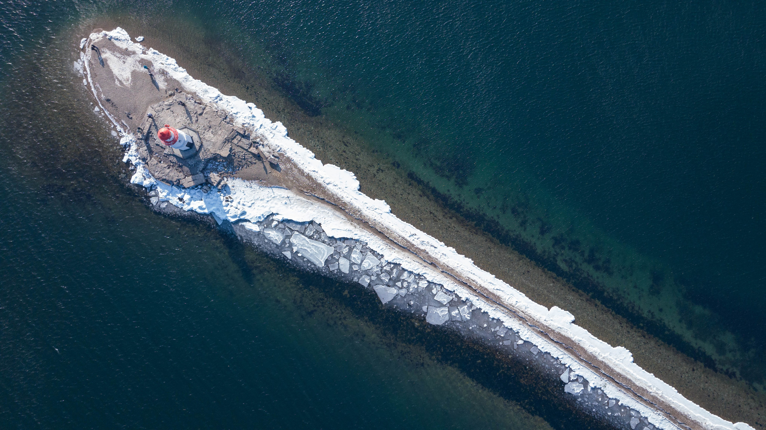 Маяк Токаревского. Турист оптимист