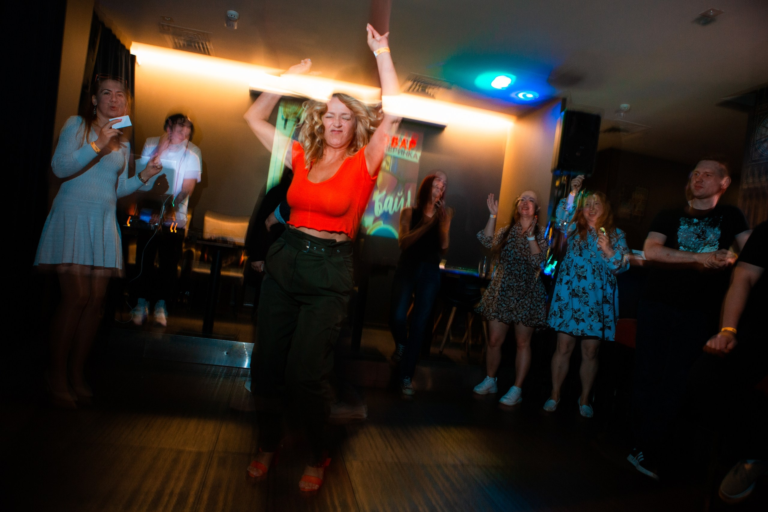 Лето, гуд бай! Клубная вечеринка | 25.08.23. Галерея Фантим