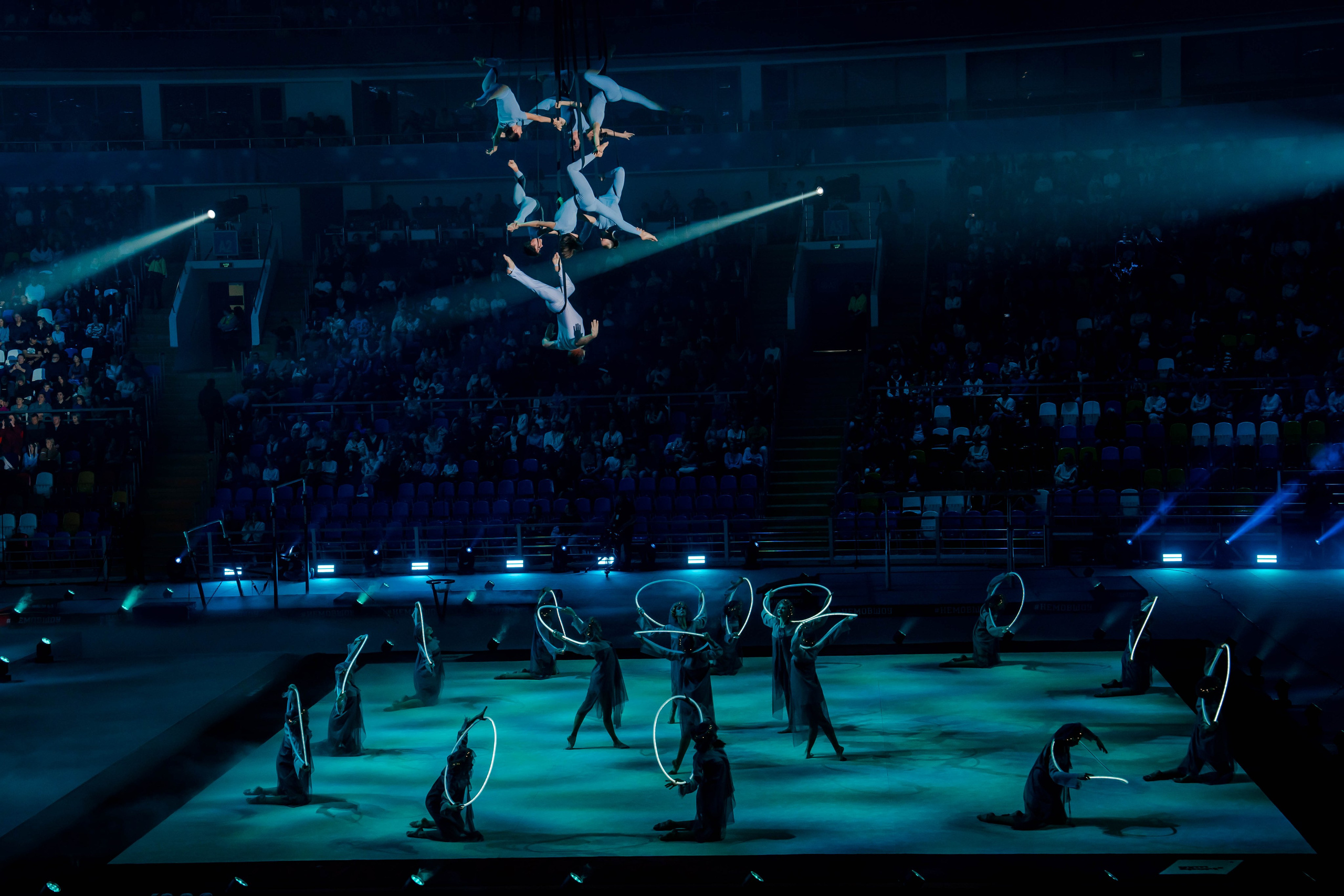 Шоу Алексея Немова 2024. Крамер Юлиана детский и семейный фотограф