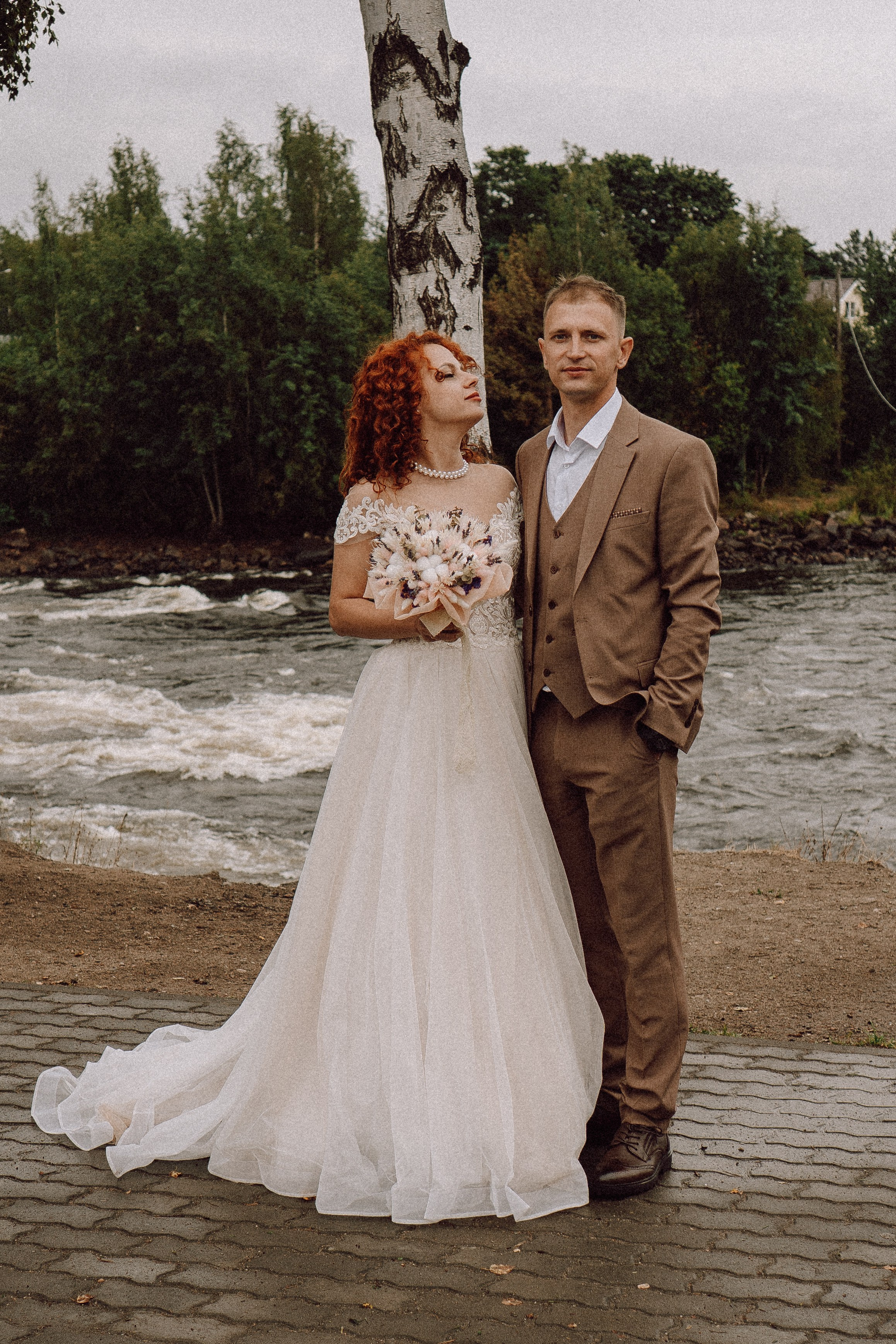 СВАДЕБНАЯ ФОТОСЕССИИЯ ПАРЫ В ГОРОДЕ ПРИОЗЕРСК В СОСНОВОМ ЛЕСУ И С ПИКАПОМ. Профессиональный фотограф, Санкт-Петербург — Виктория Богомолова