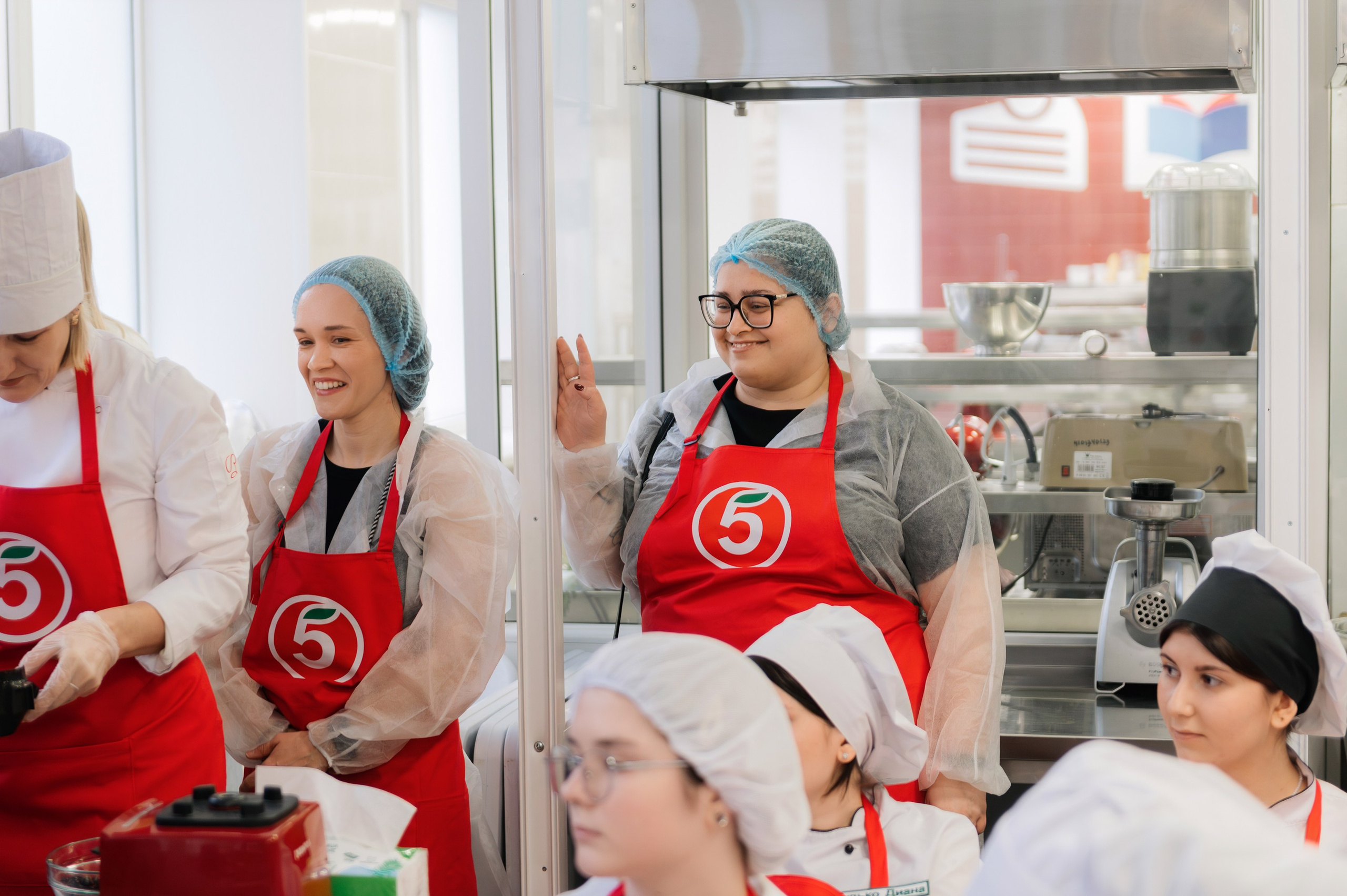 Пятёрочка. Школа питания. Фотограф в Волгограде Виталий Самойлов