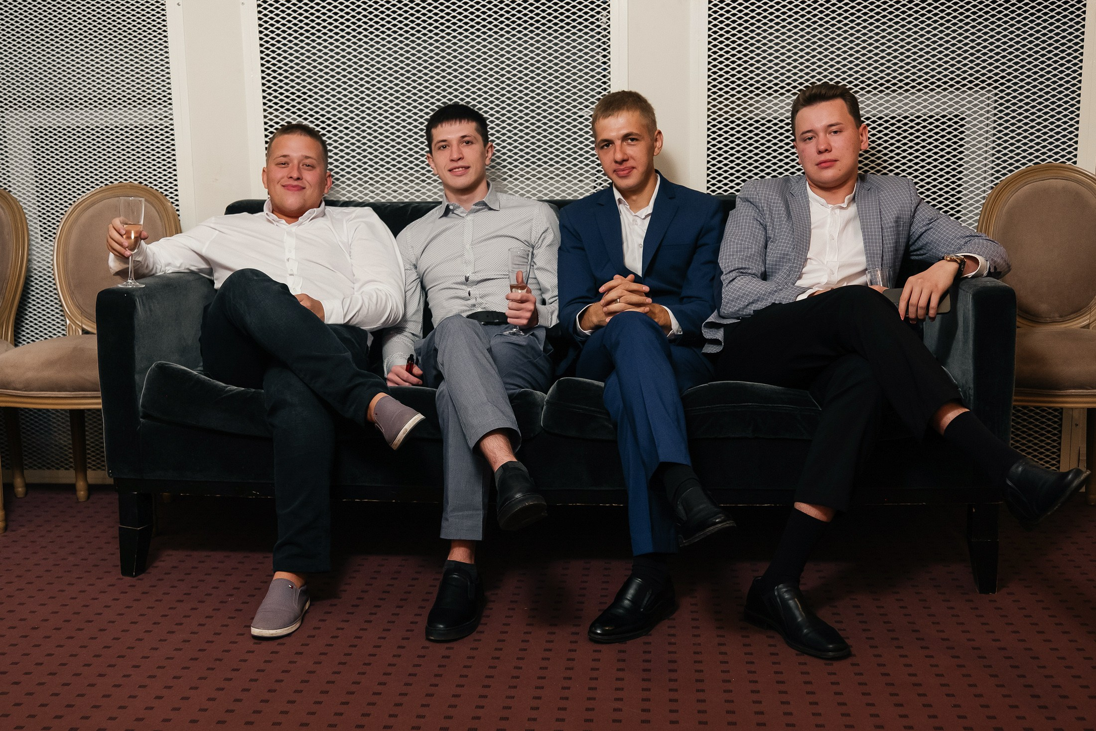 Свадебный фотограф — стильная и эмоциональная съемка вашего дня | Анна Кораблик. Свадебный фотограф в Екатеринбурге — заказ профессиональной фотосесии, все виды фотосъемки