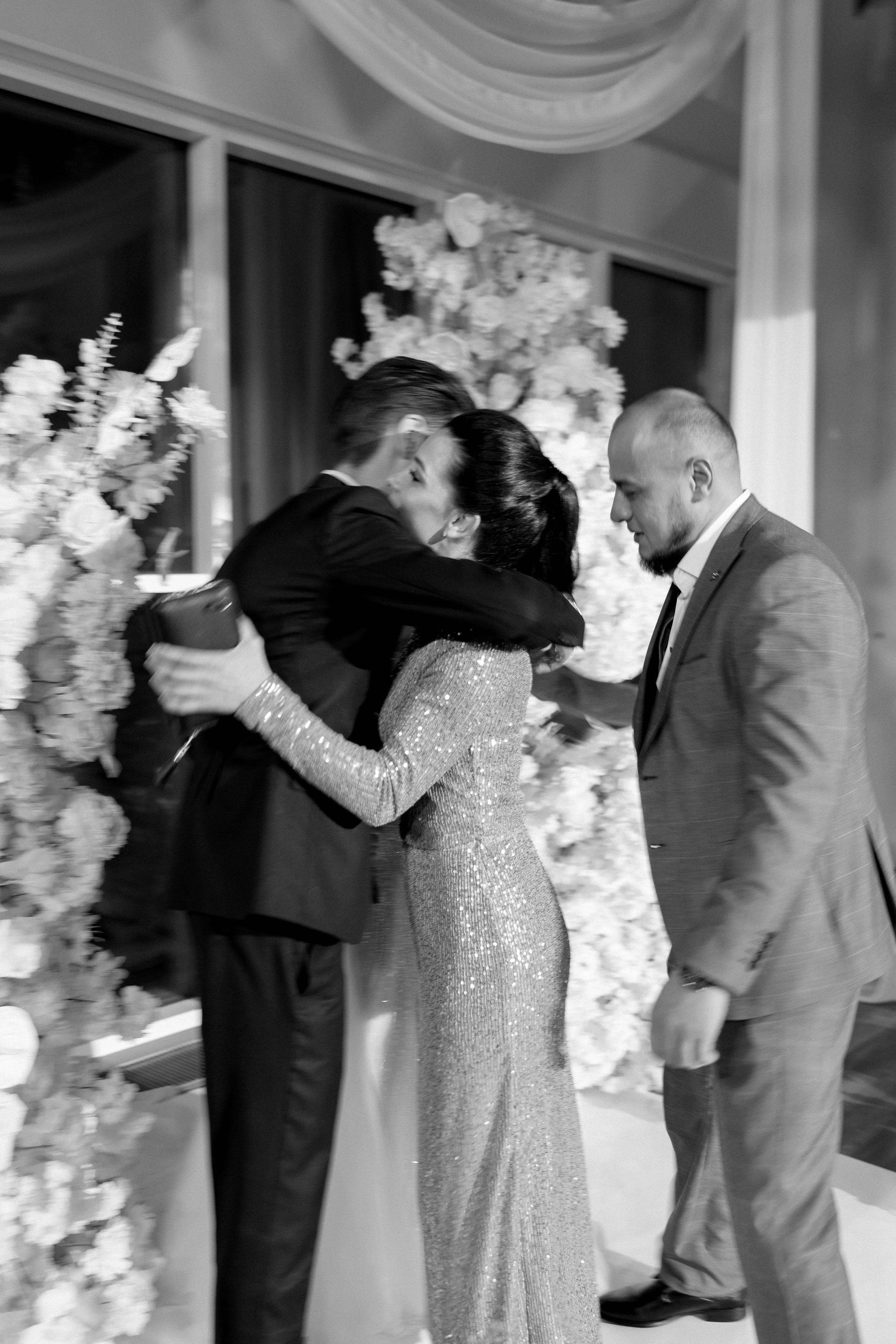 СВАДЕБНАЯ СЬЕМКА СБОРОВ В ОТЕЛЕ И ВЫЕЗД НА ЦЕРЕМОНИЮ (СНЯТО В СИБИРЕ В НИЖНЕВАРТОВСКЕ). Профессиональный фотограф, Санкт-Петербург — Виктория Богомолова