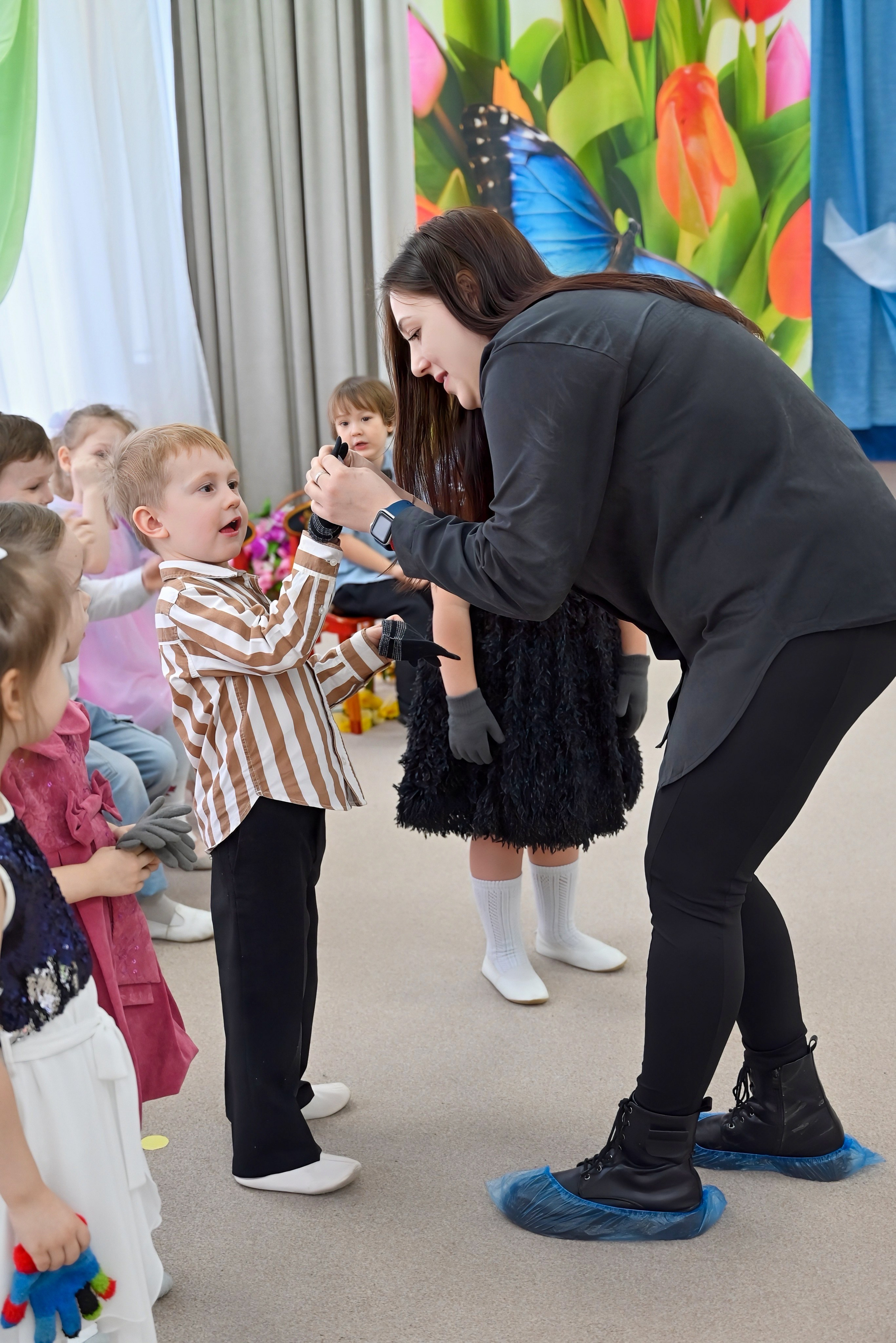 Праздник в группе «Дружная семейка». Семейный и детский фотограф Москва