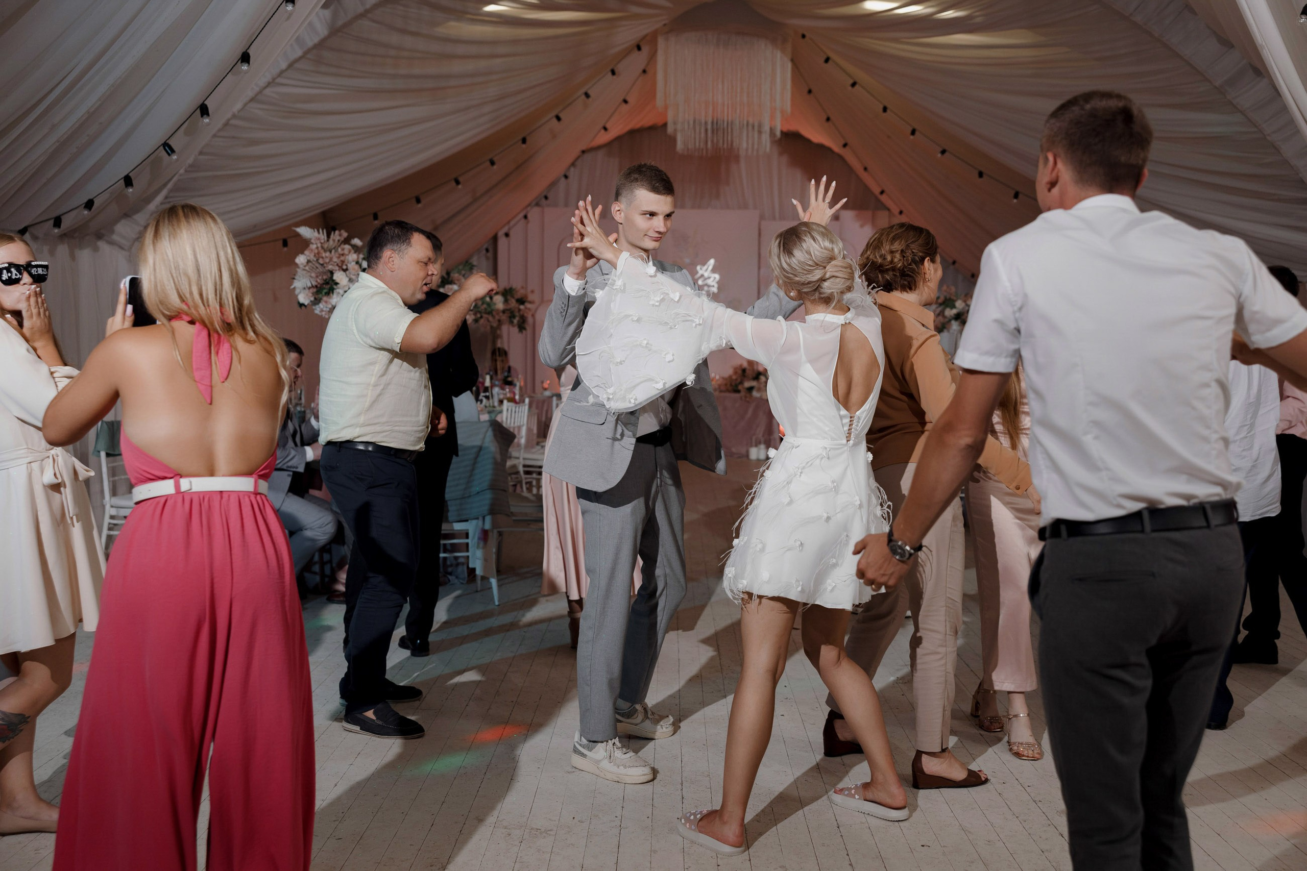 Александр и Валерия. Свадебный фотограф и видеограф Юрий и Эля Дубинины