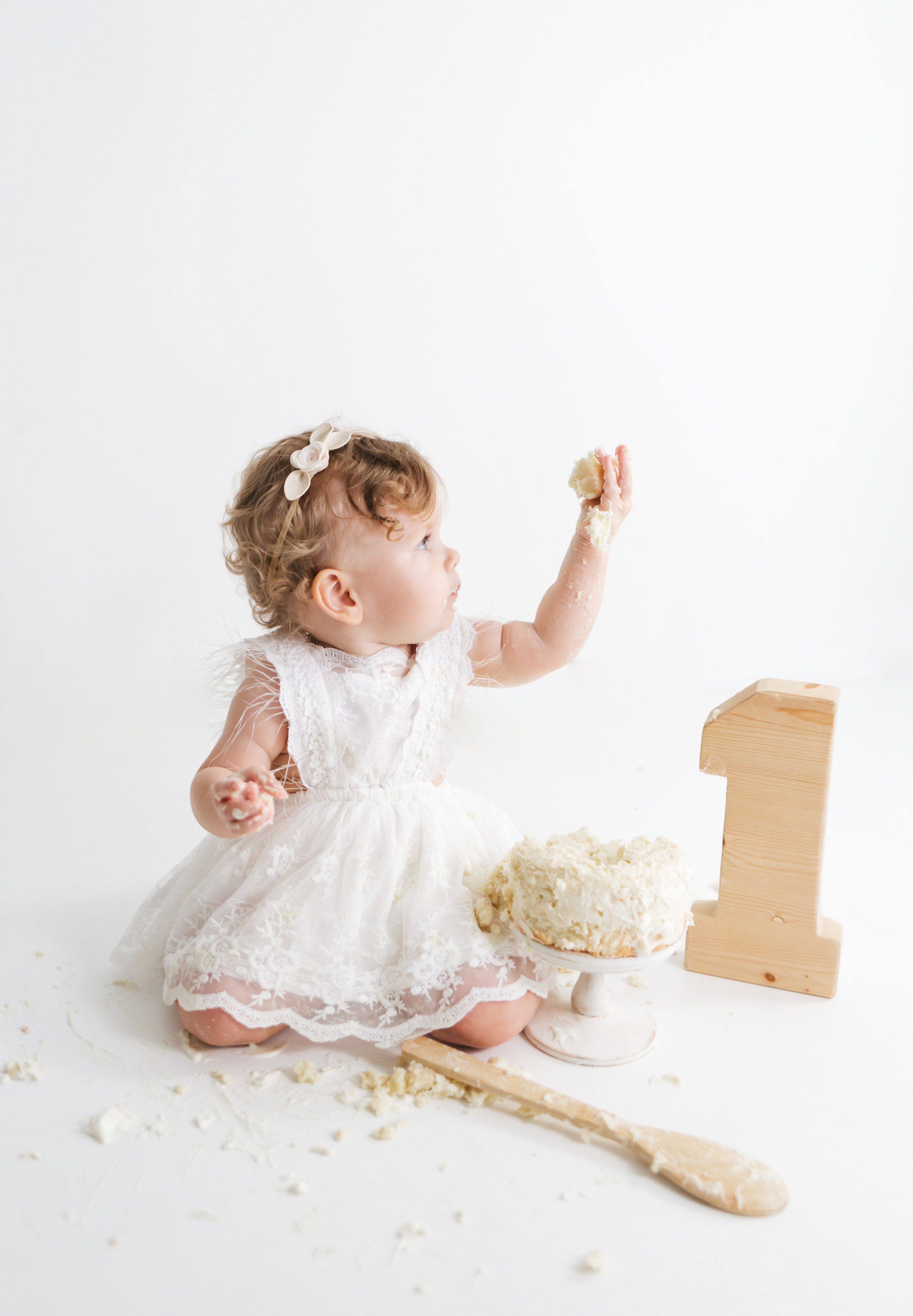 фотосессия крушение тортика, фотосессия на один годик, детский фотограф Спб