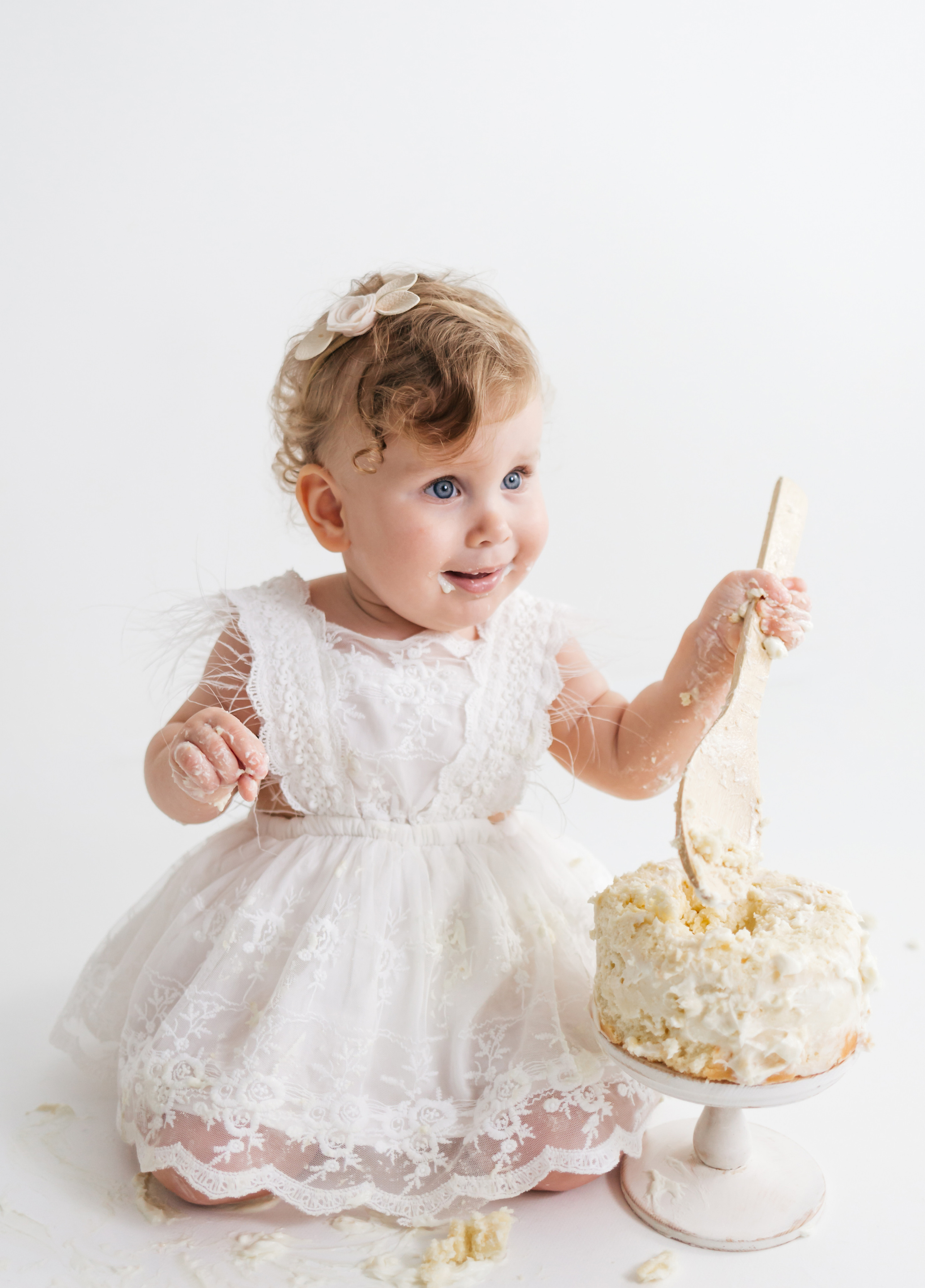 фотосессия крушение тортика, фотосессия на один годик, детский фотограф Спб