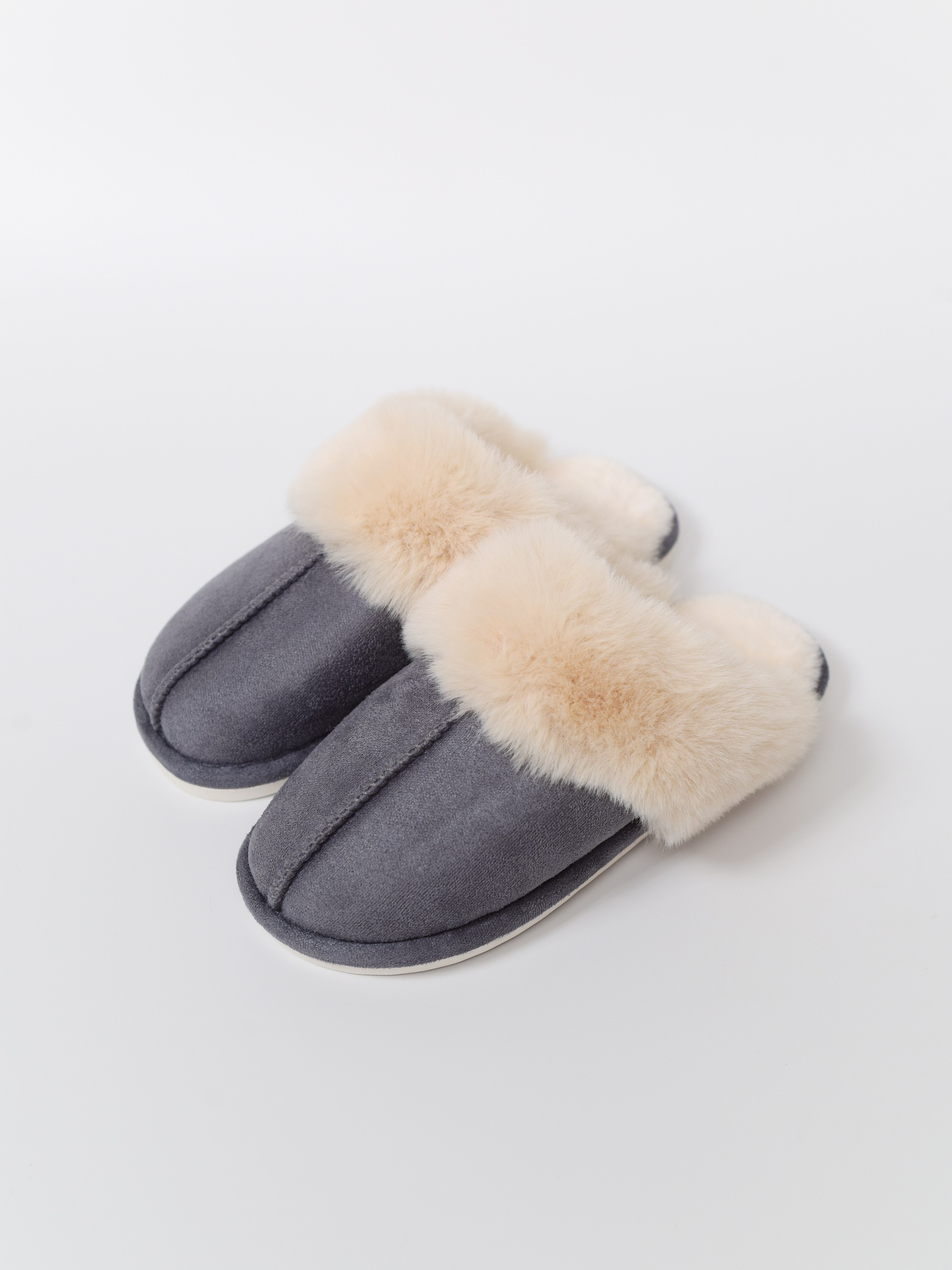 Обувь. Предметный фотограф, инфографика и видео в Санкт-Петербурге