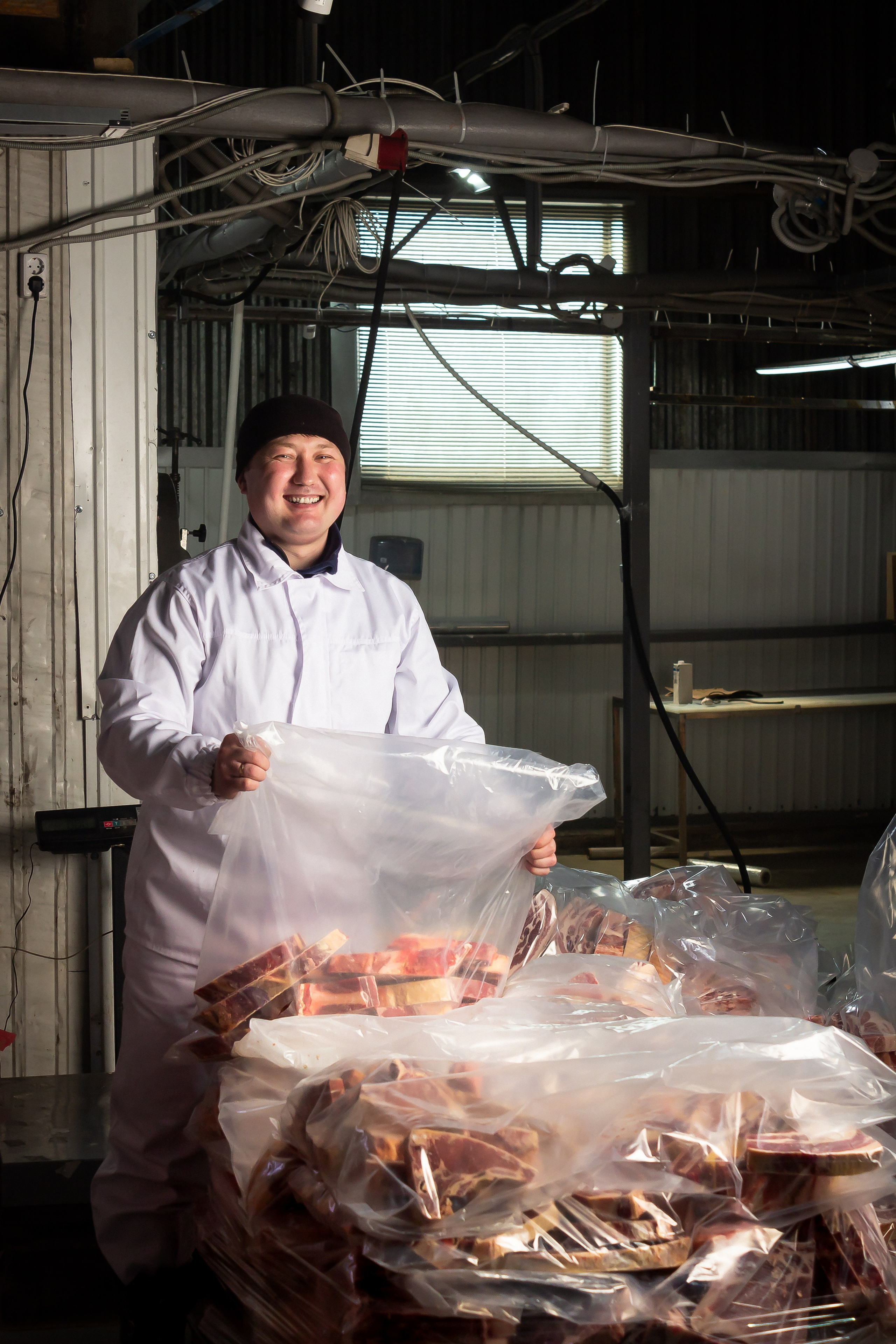 Мясной цех. Александр Стряпунин — предметный фотограф в Улан-Удэ