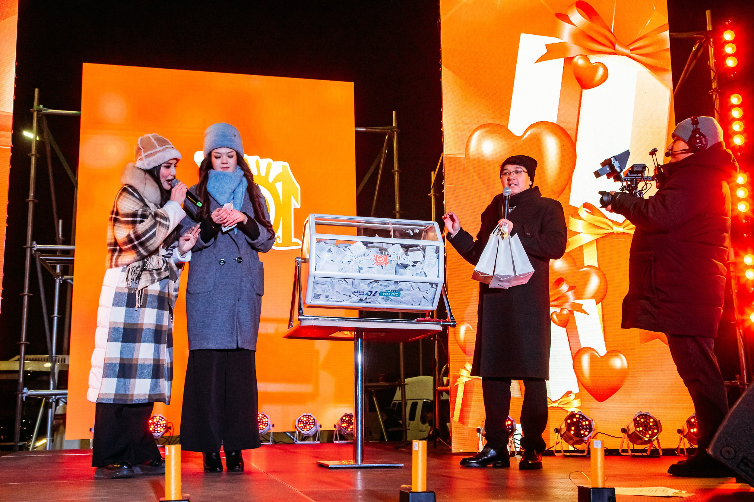 10 лет BatyrMall. Кипятком Павлодар