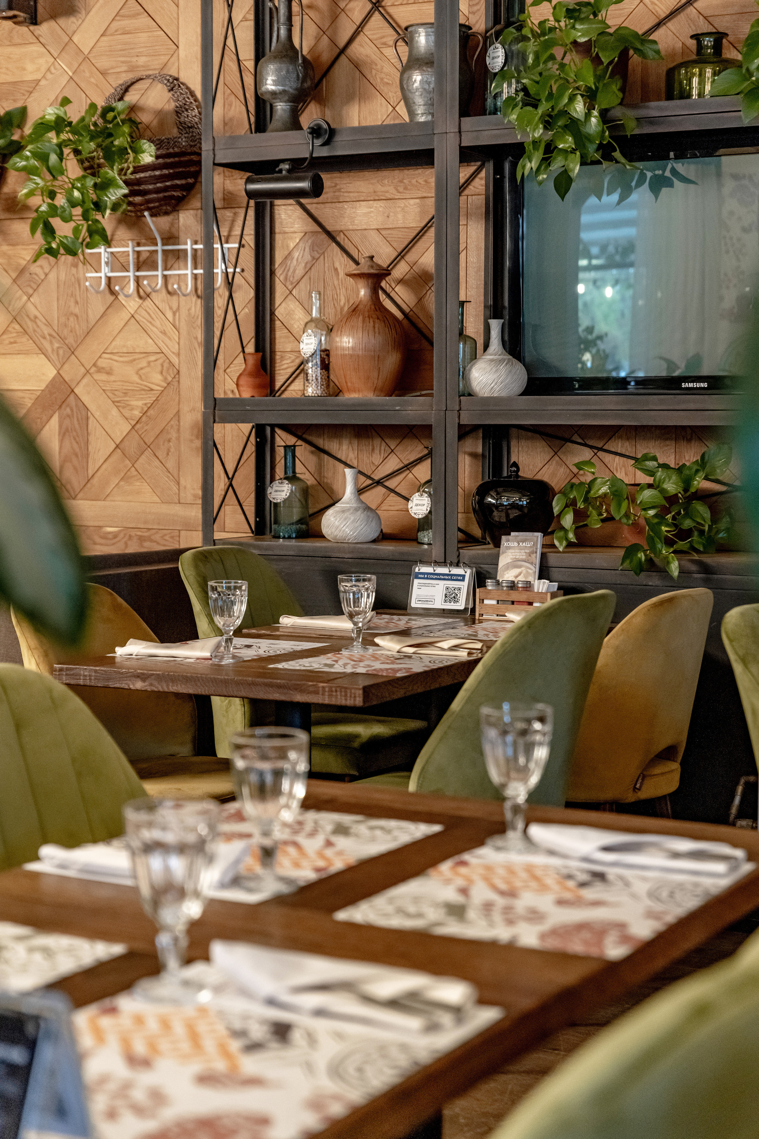 Интерьер ресторан ДжонДжоли