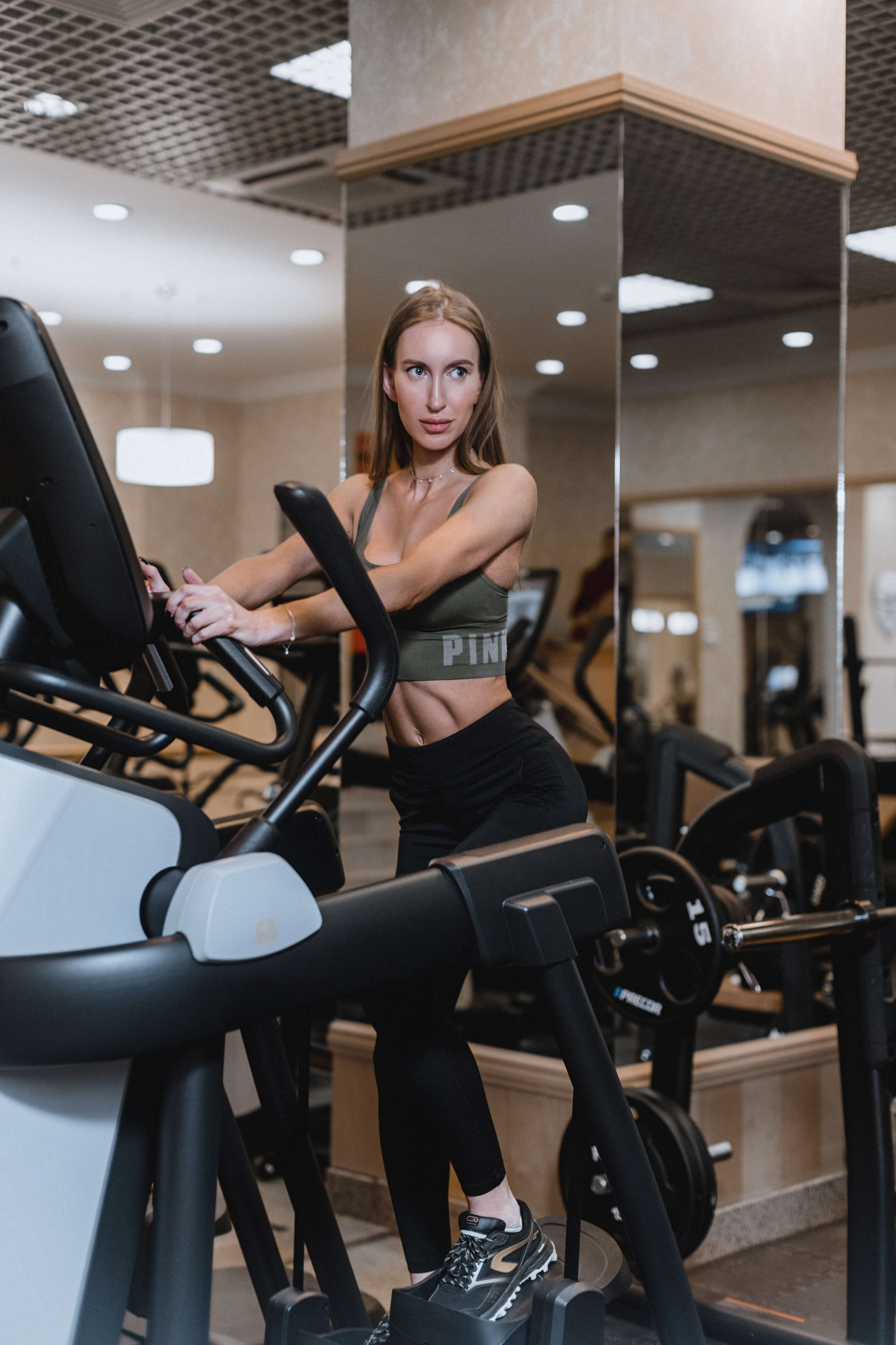 Фитнес-клуб ''Онегинъ''