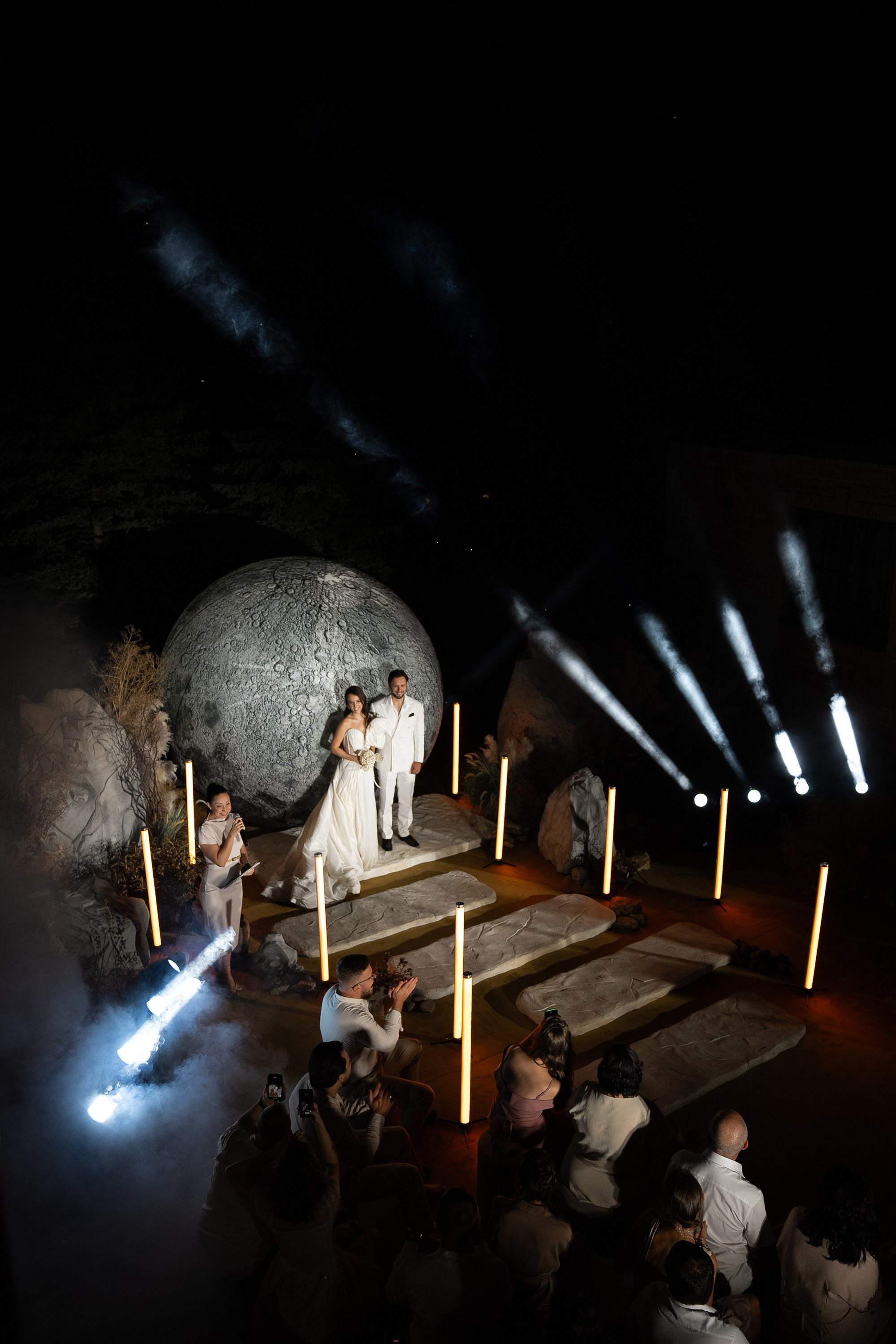 V&E | On The Moon. Свадебная фотография и видеосъёмка