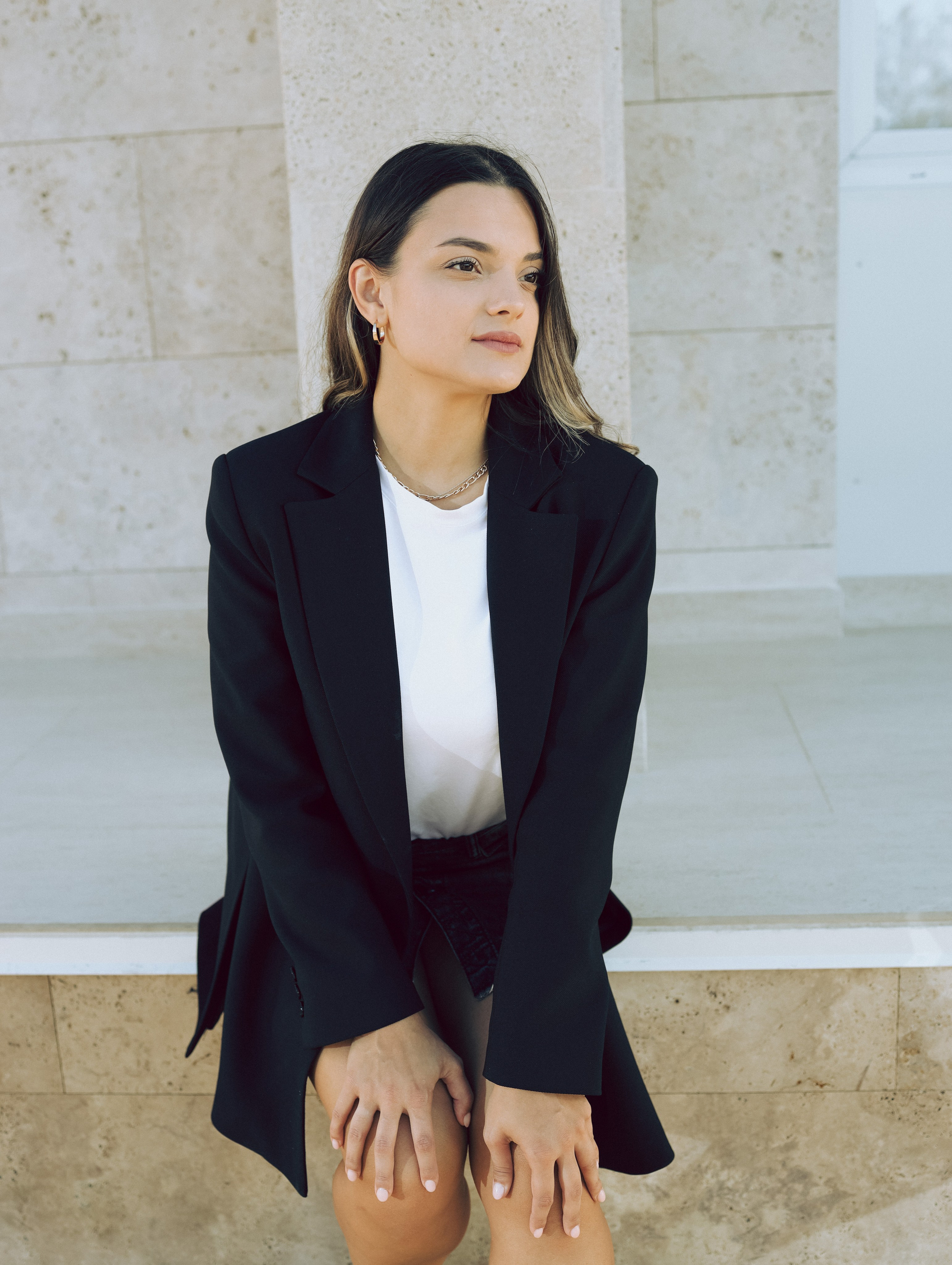 Александра. Главная