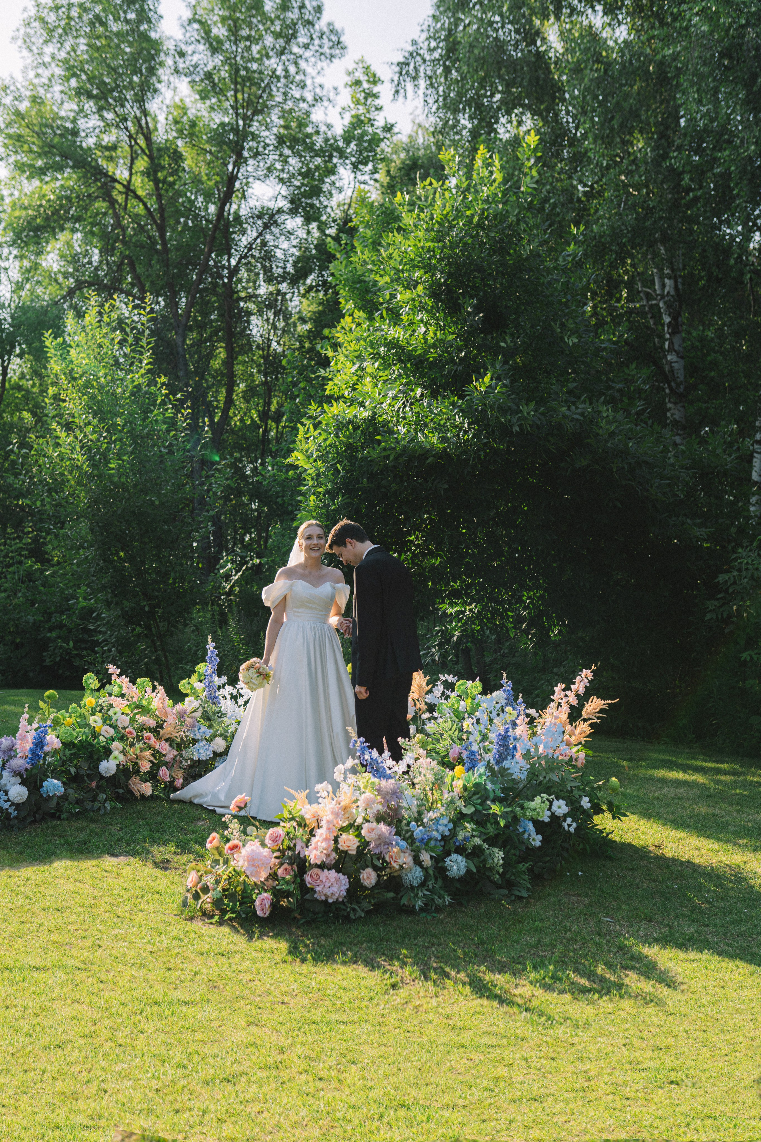 Evgenii & Natalia. Я — Алёна и я фотографирую красиво (е)