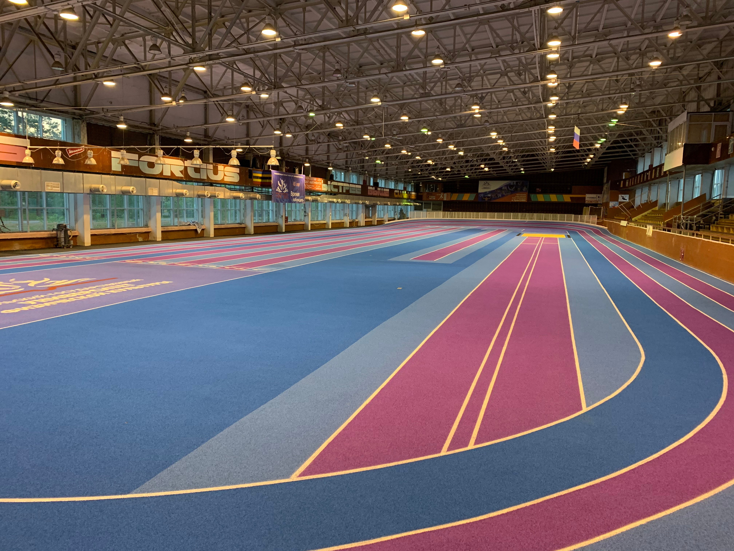 Манеж УРАЛГУФК Челябинск. Recro