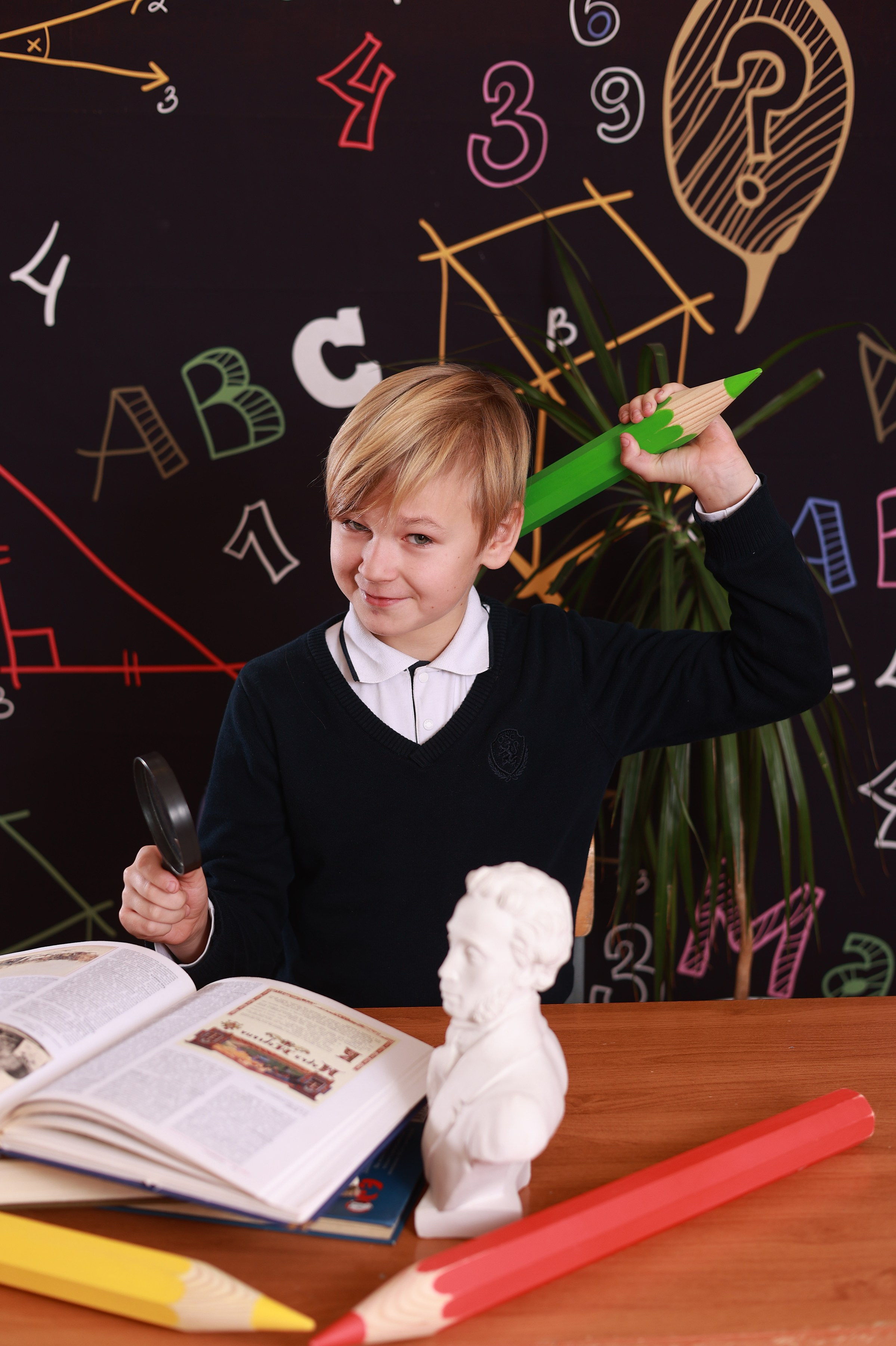 Школьная доска черная. Выпускные альбомы в Иваново в детский сад и школу. Александр и Светлана Янкины