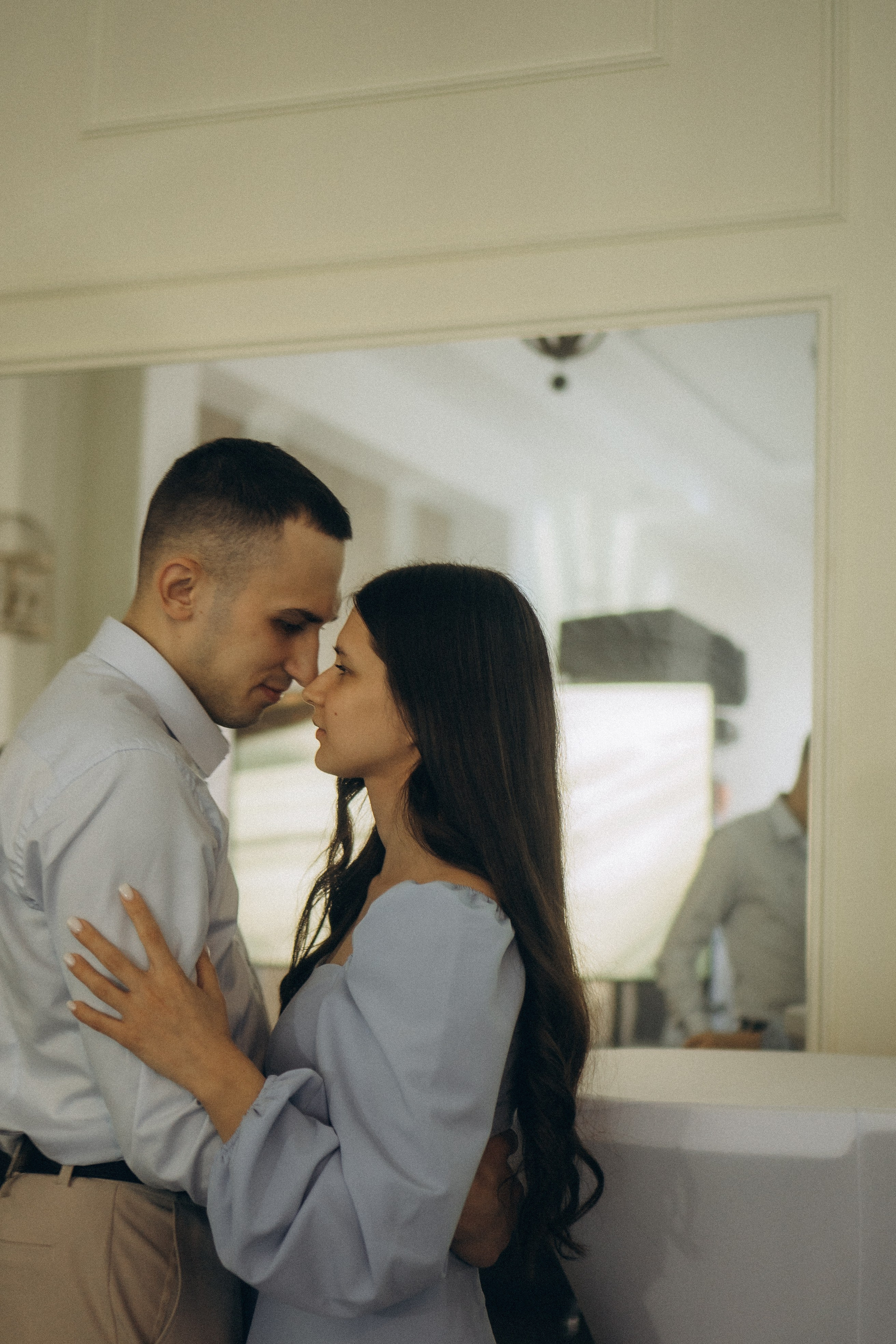 СВАДЕБНАЯ СЬЕМКА СБОРОВ В ОТЕЛЕ И ВЫЕЗД НА ЦЕРЕМОНИЮ (СНЯТО В СИБИРЕ В НИЖНЕВАРТОВСКЕ). Профессиональный фотограф, Санкт-Петербург — Виктория Богомолова