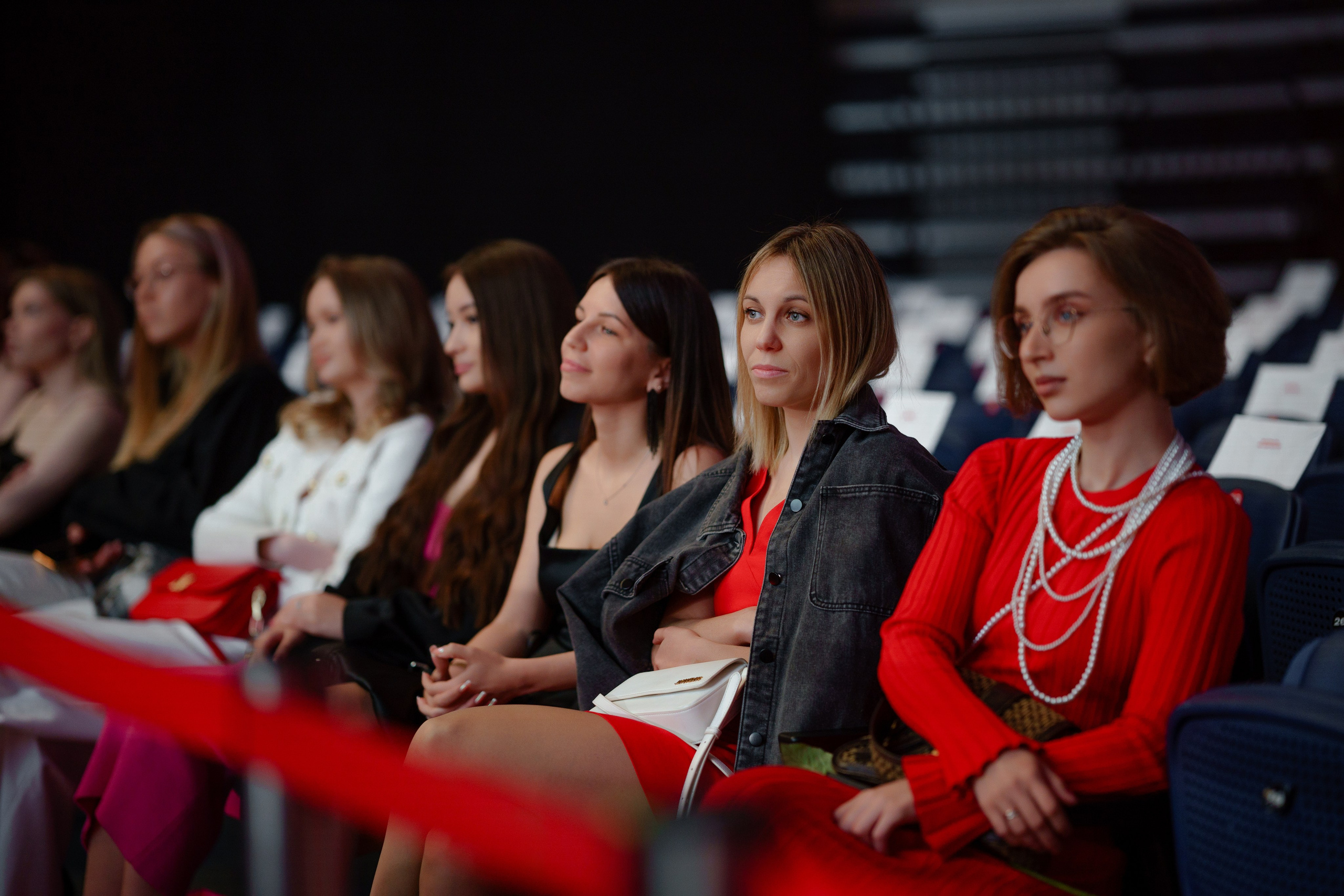 Фотограф на самую масштабную женскую конференцию в России WomenConf. Репортажный фотограф Москва Сергей Дружинин