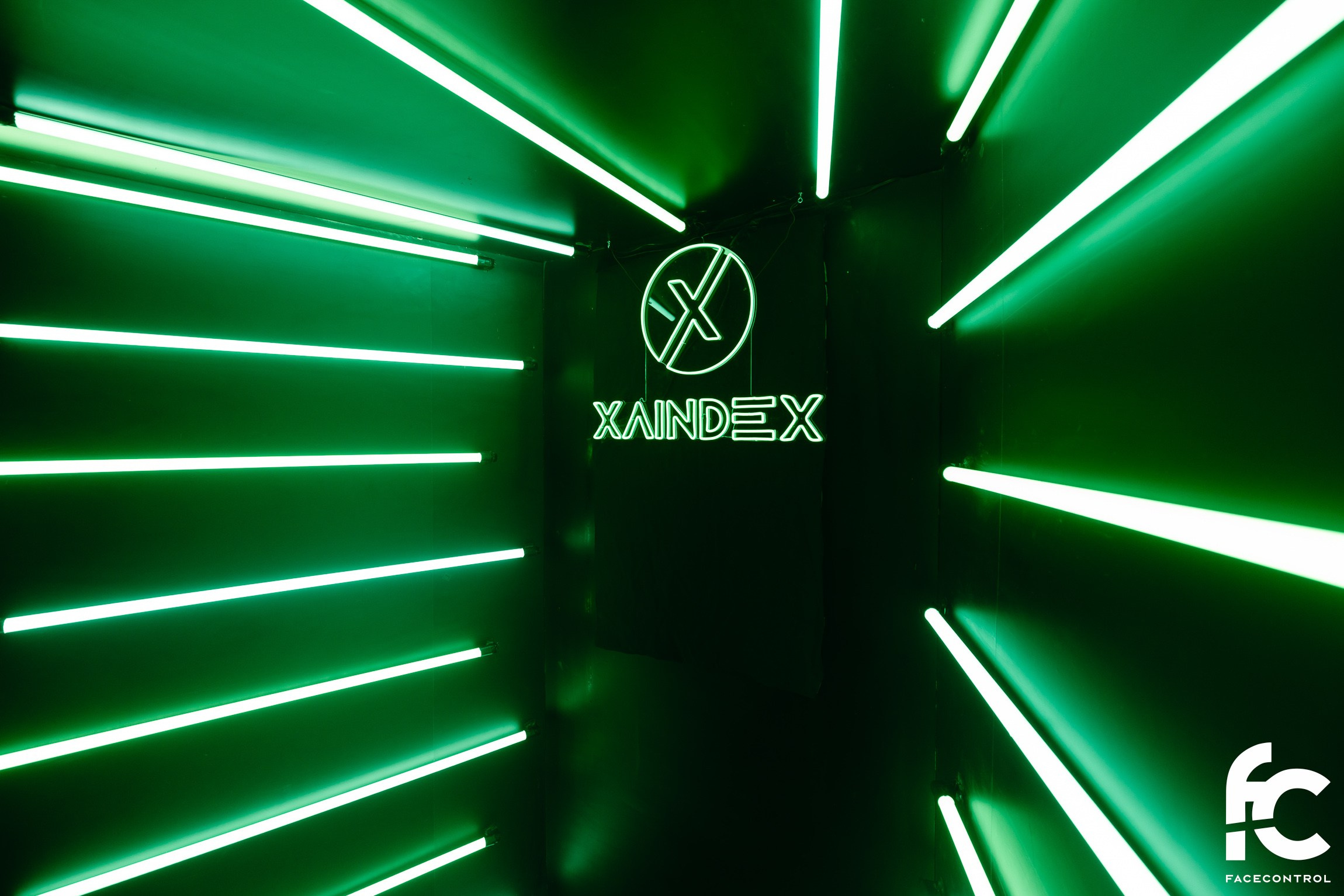 XAINDEX. Face Control: Crónica social, anuncios de eventos y reportajes fotográficos