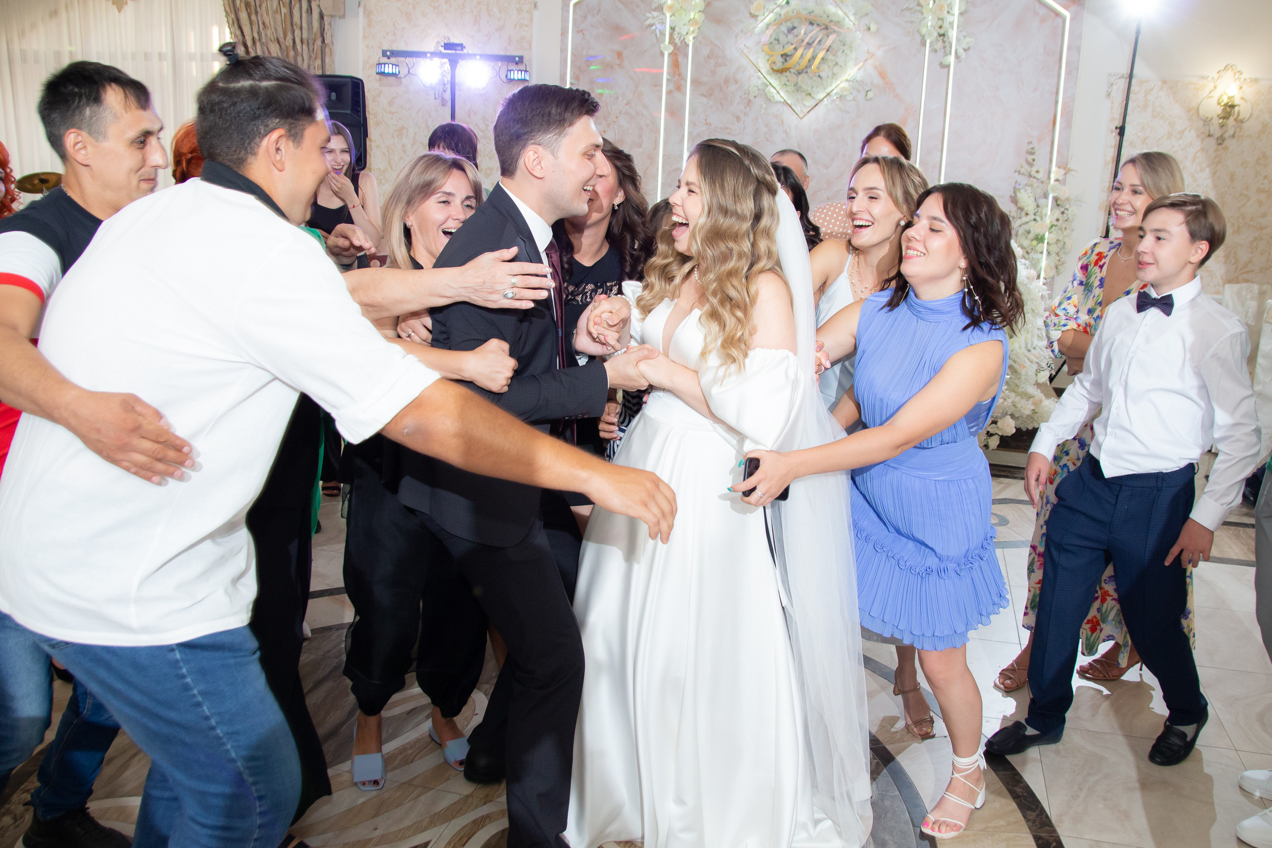 Дмитрий и Арина. Репортажный и свадебный фотограф Пятигорск и КМВ