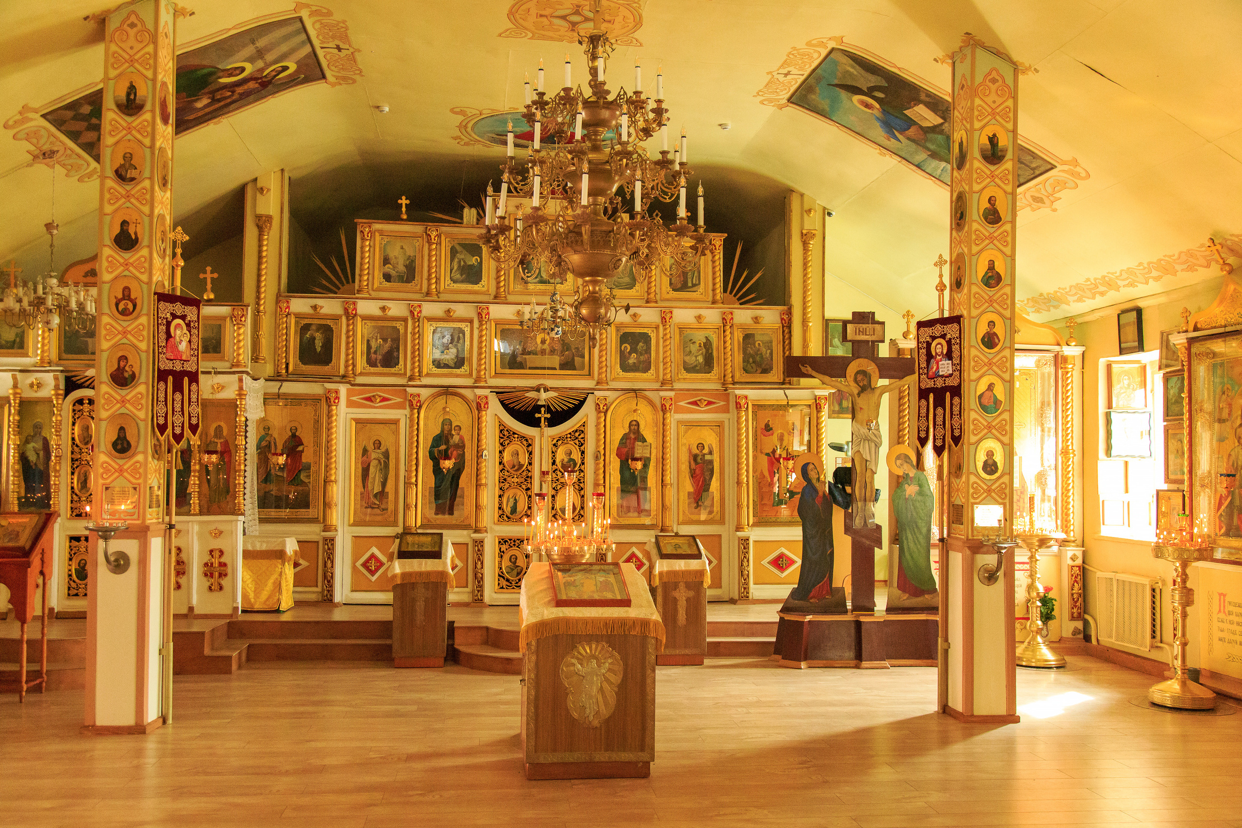 Фотосъёмка таинства крещения и крестин в городах Я фотограф снимающий венчания в городах Минеральные Воды, Пятигорск, Кисловодск, Ессентуки,. Репортажный и свадебный фотограф Пятигорск и КМВ