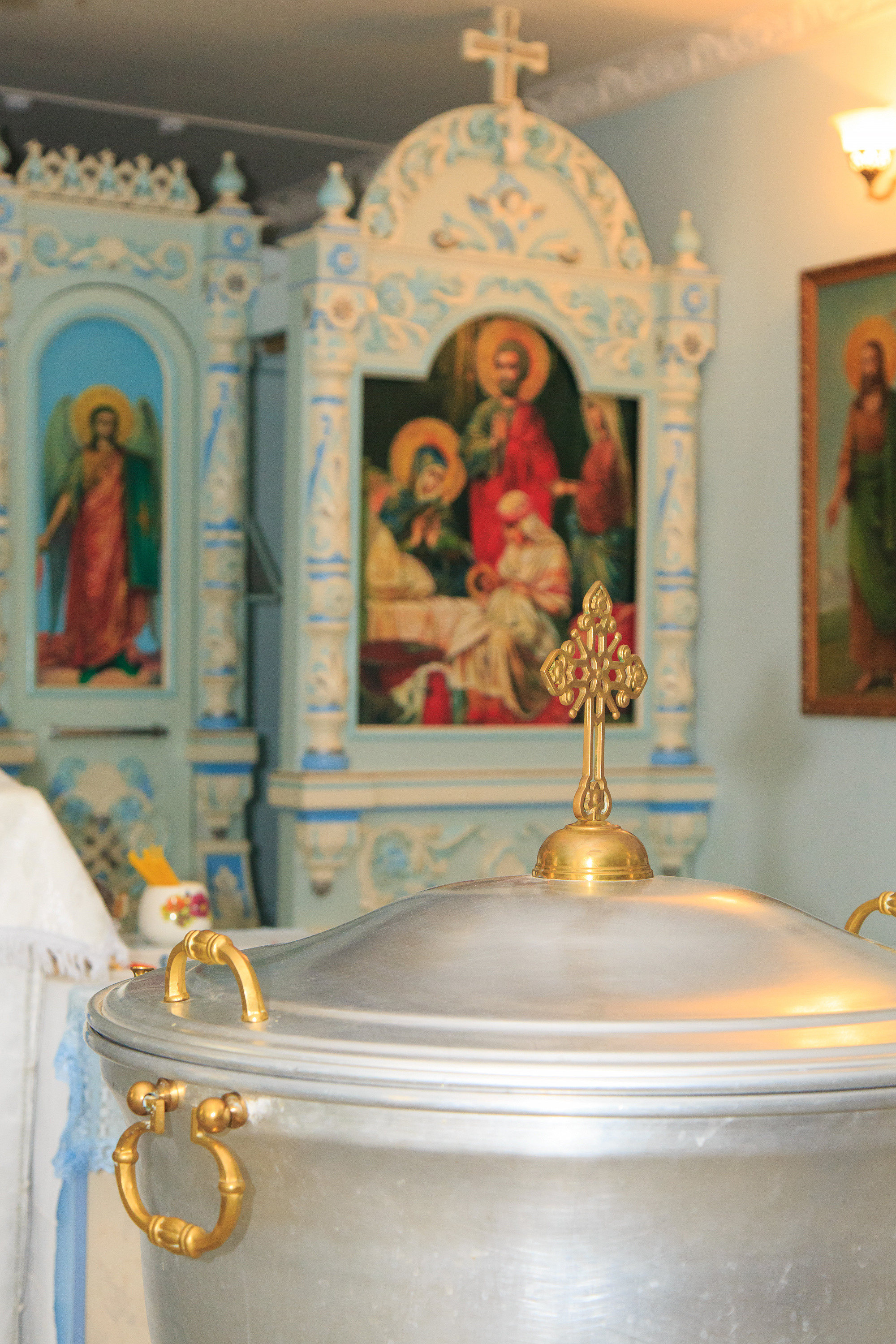 Фотосъёмка таинства крещения и крестин в городах Я фотограф снимающий венчания в городах Минеральные Воды, Пятигорск, Кисловодск, Ессентуки,. Репортажный и свадебный фотограф Пятигорск и КМВ