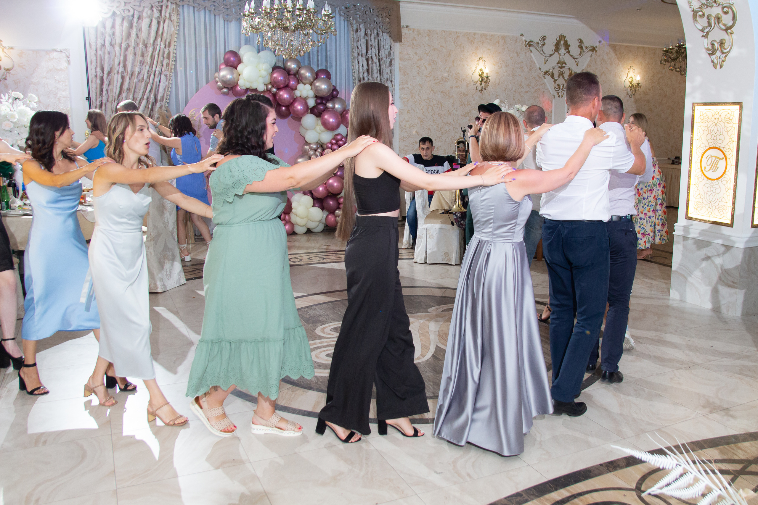 Дмитрий и Арина. Репортажный и свадебный фотограф Пятигорск и КМВ