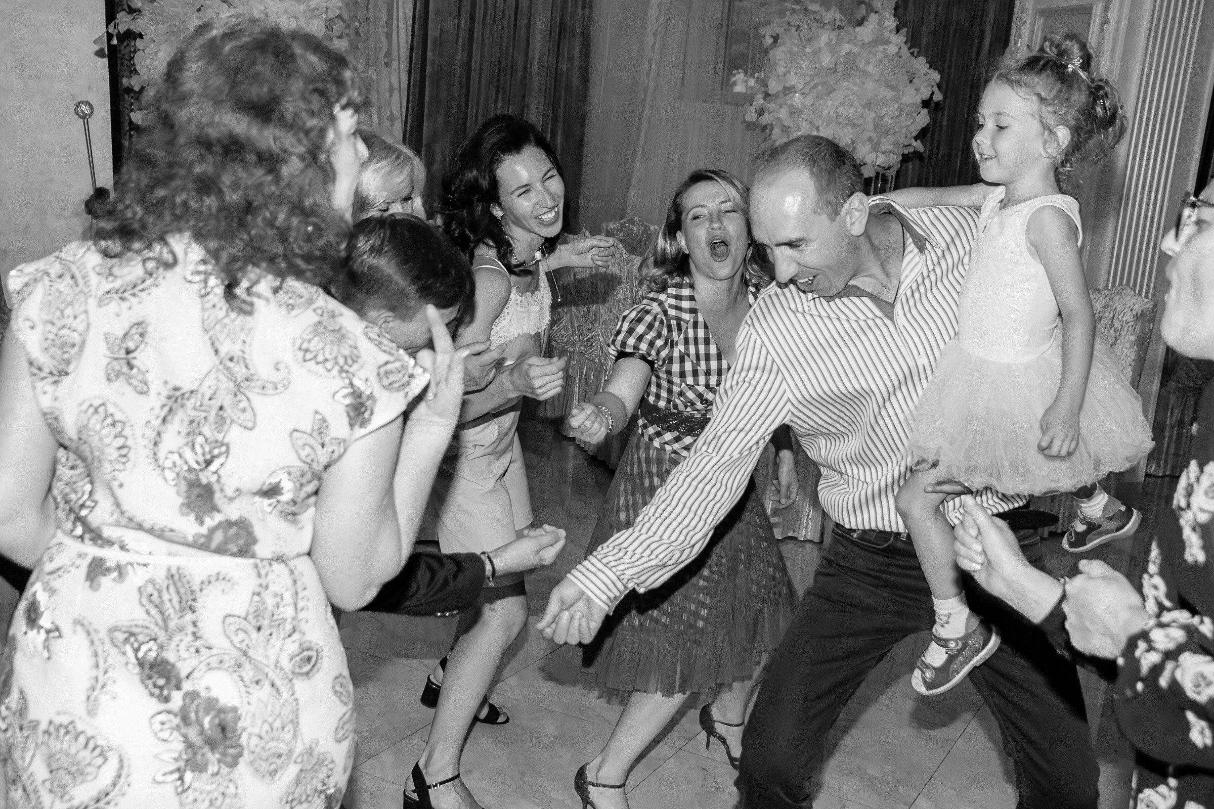 Фотосъёмка семейных торжеств, дней рождения и юбилеев. Репортажный и свадебный фотограф Пятигорск и КМВ