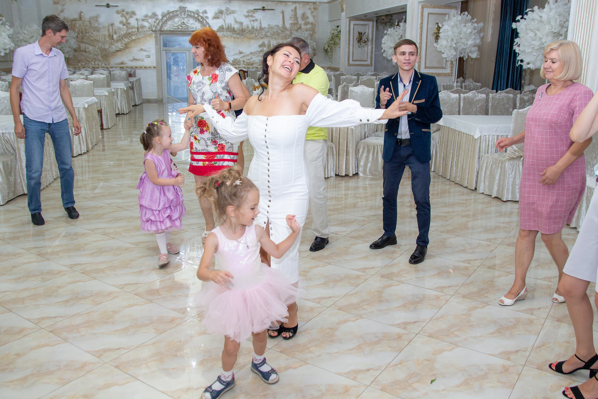 Фотосъёмка семейных торжеств, дней рождения и юбилеев. Репортажный и свадебный фотограф Пятигорск и КМВ