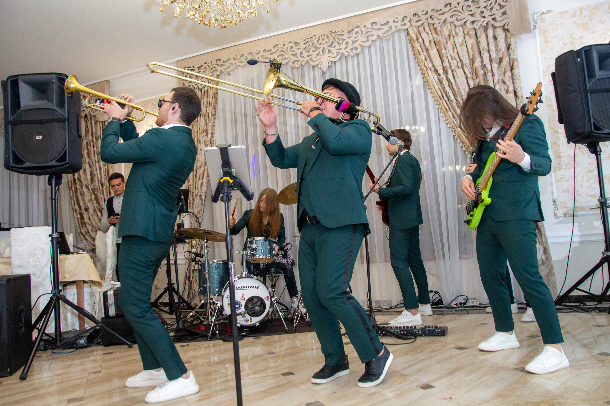 Дмитрий и Арина. Репортажный и свадебный фотограф Пятигорск и КМВ