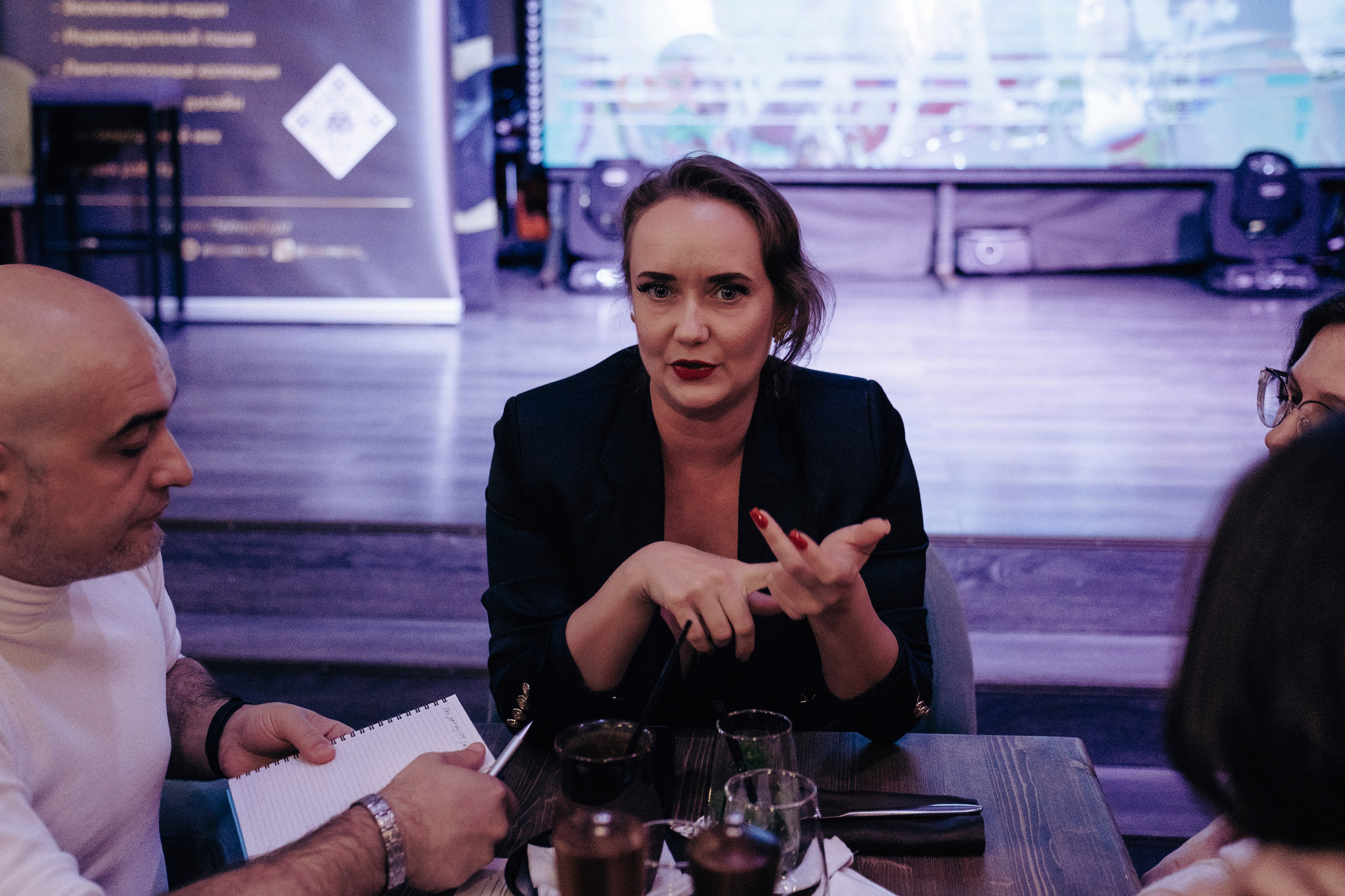 Репортажная съёмка мероприятия в Санкт-Петербурге. Профессиональный фотограф в Санкт-Петербурге Александр Волосенцев