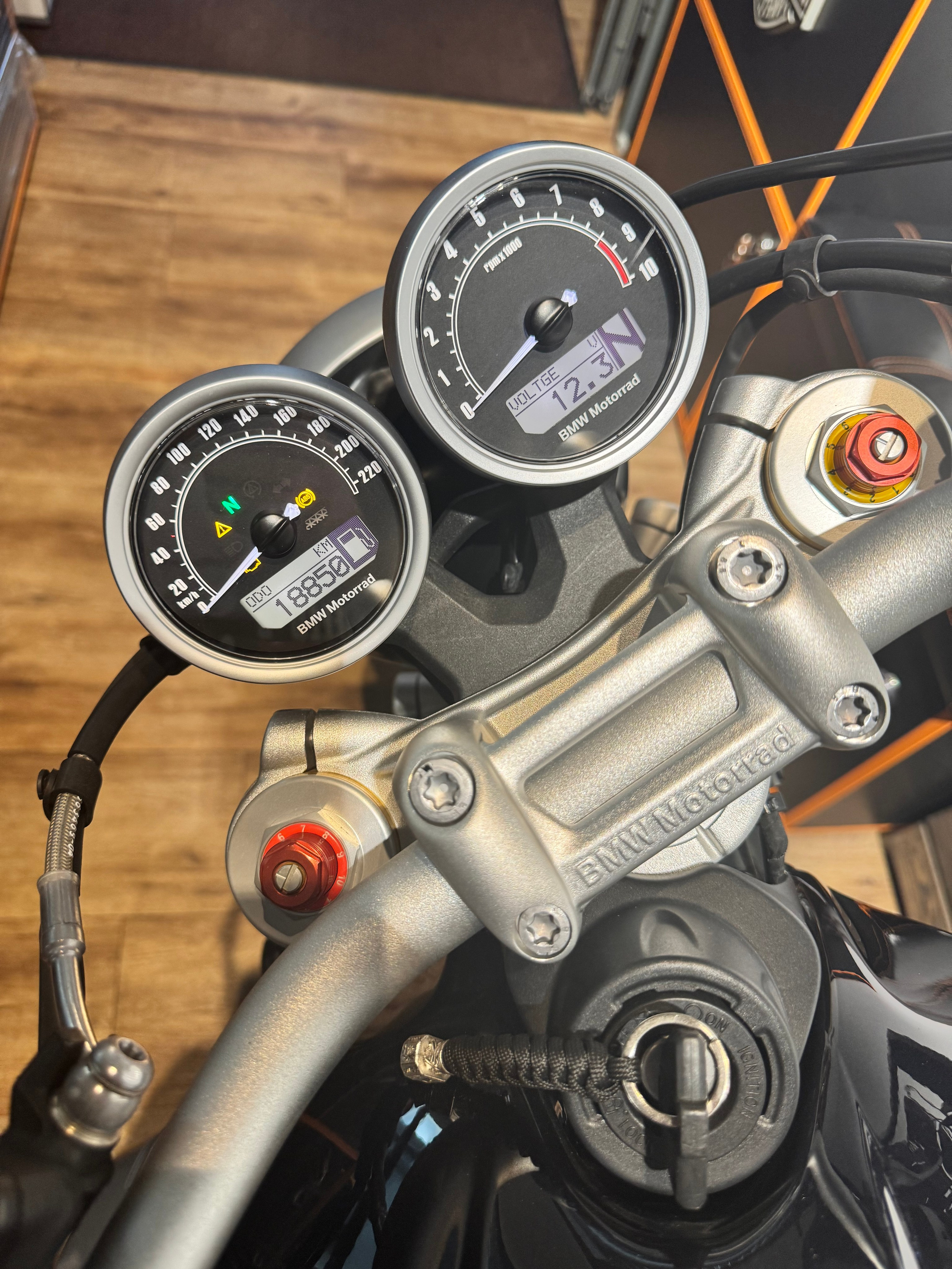 Мотоциклы Harley-Davidson BMW R Nine T (Option 719) — купить мотоцикл. Hello Davidson, Москва. Только хорошие мотоциклы…