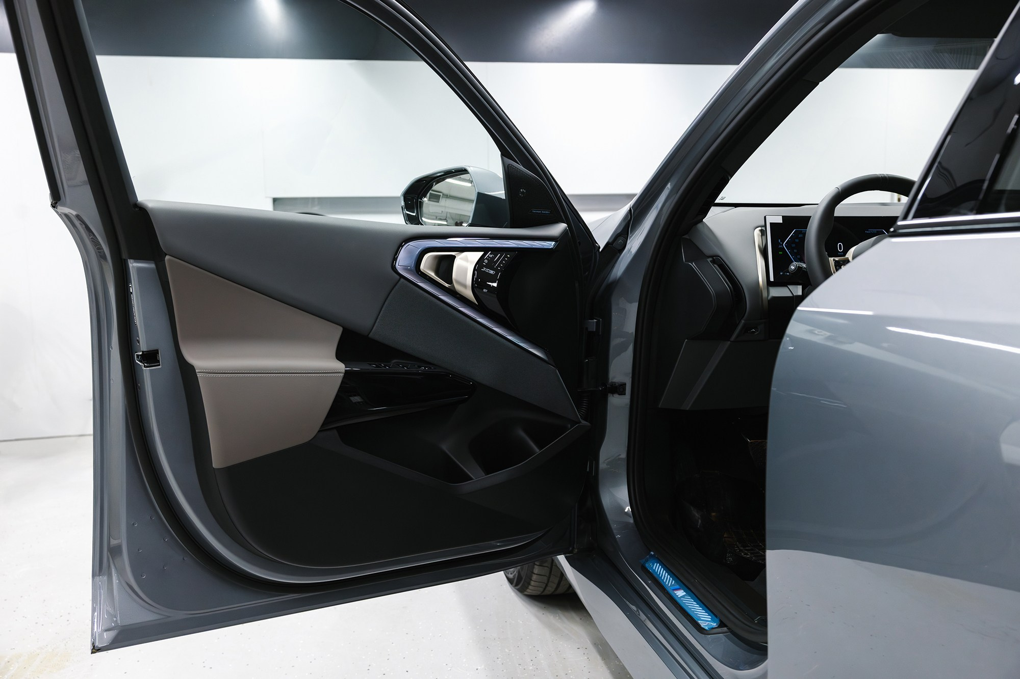 BMW X3 G45 Gray. Новые автомобили