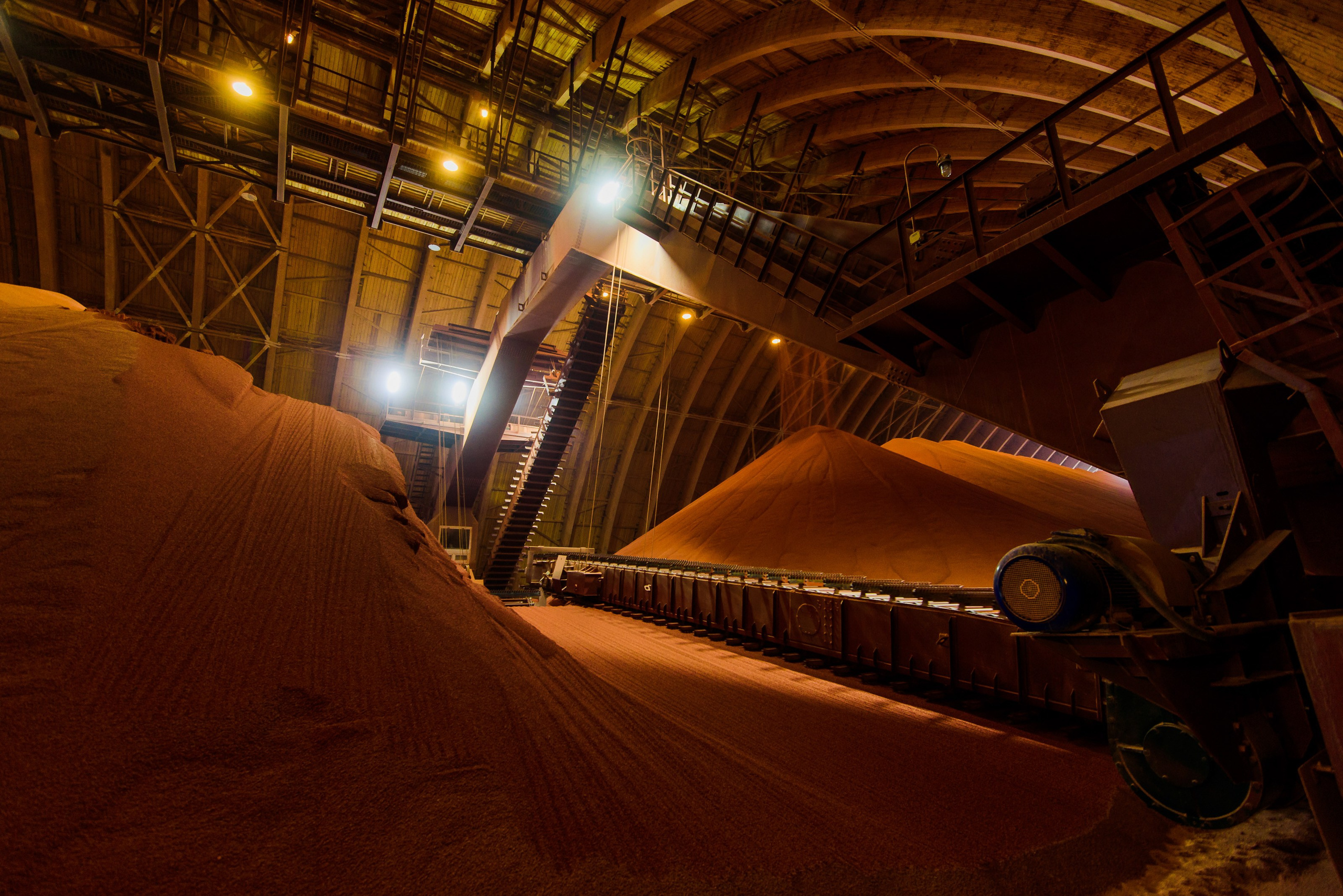 Склад. Фотограф Олег Юршевич Солигорск Минск