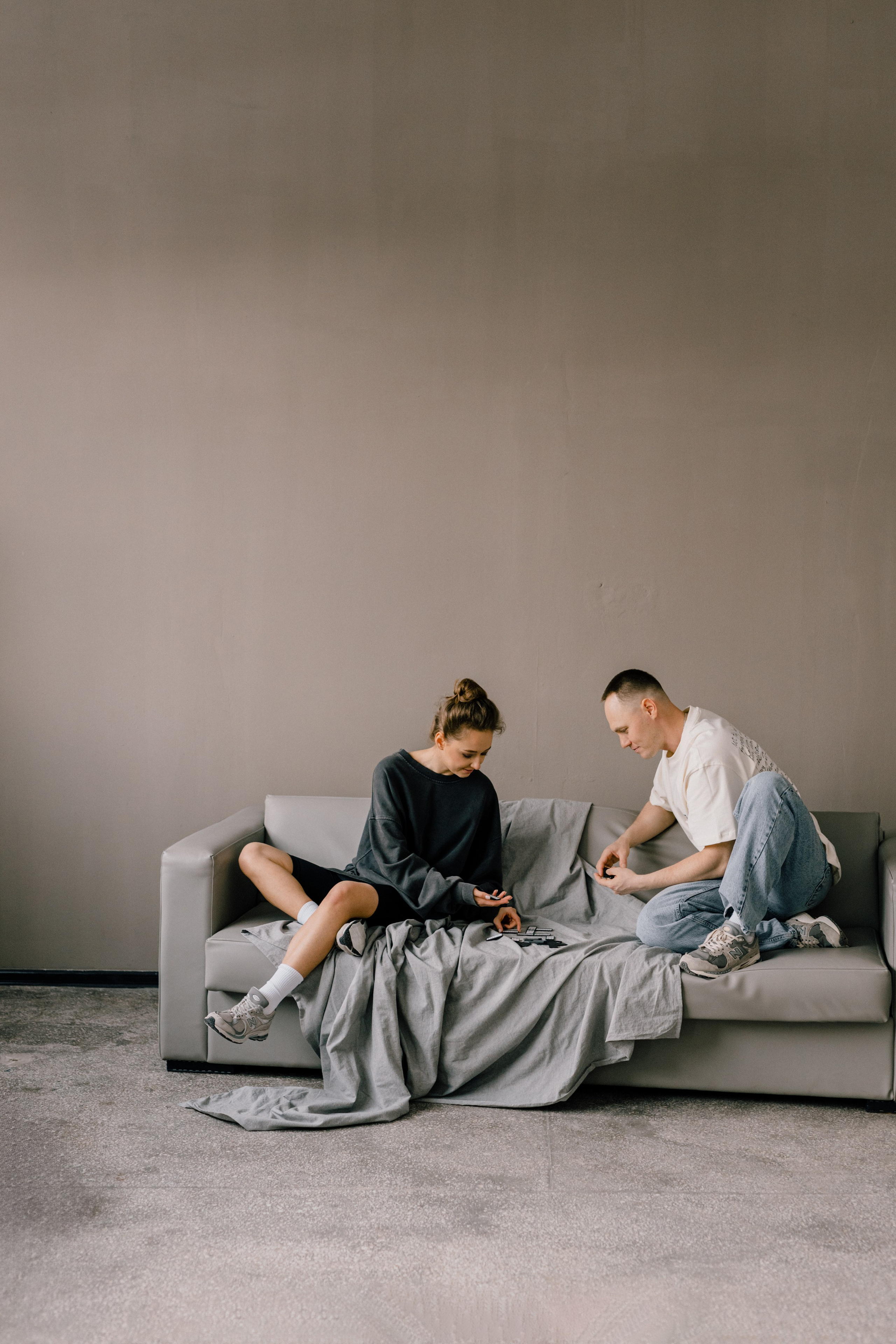 Любовь в белом зале. Варвара Синицына: семейный фотограф в Москве